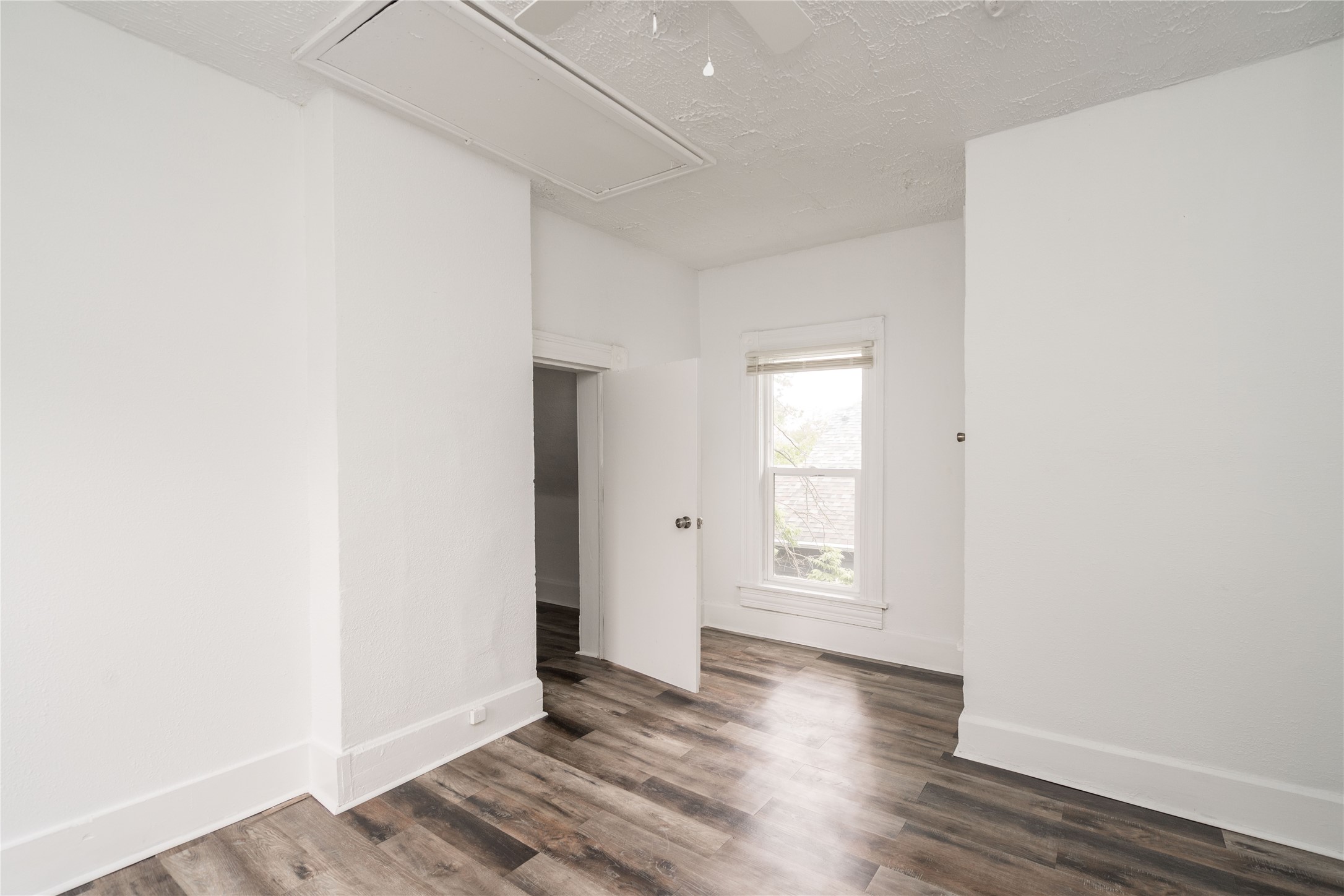 2112 Washington Avenue Property Photo 20