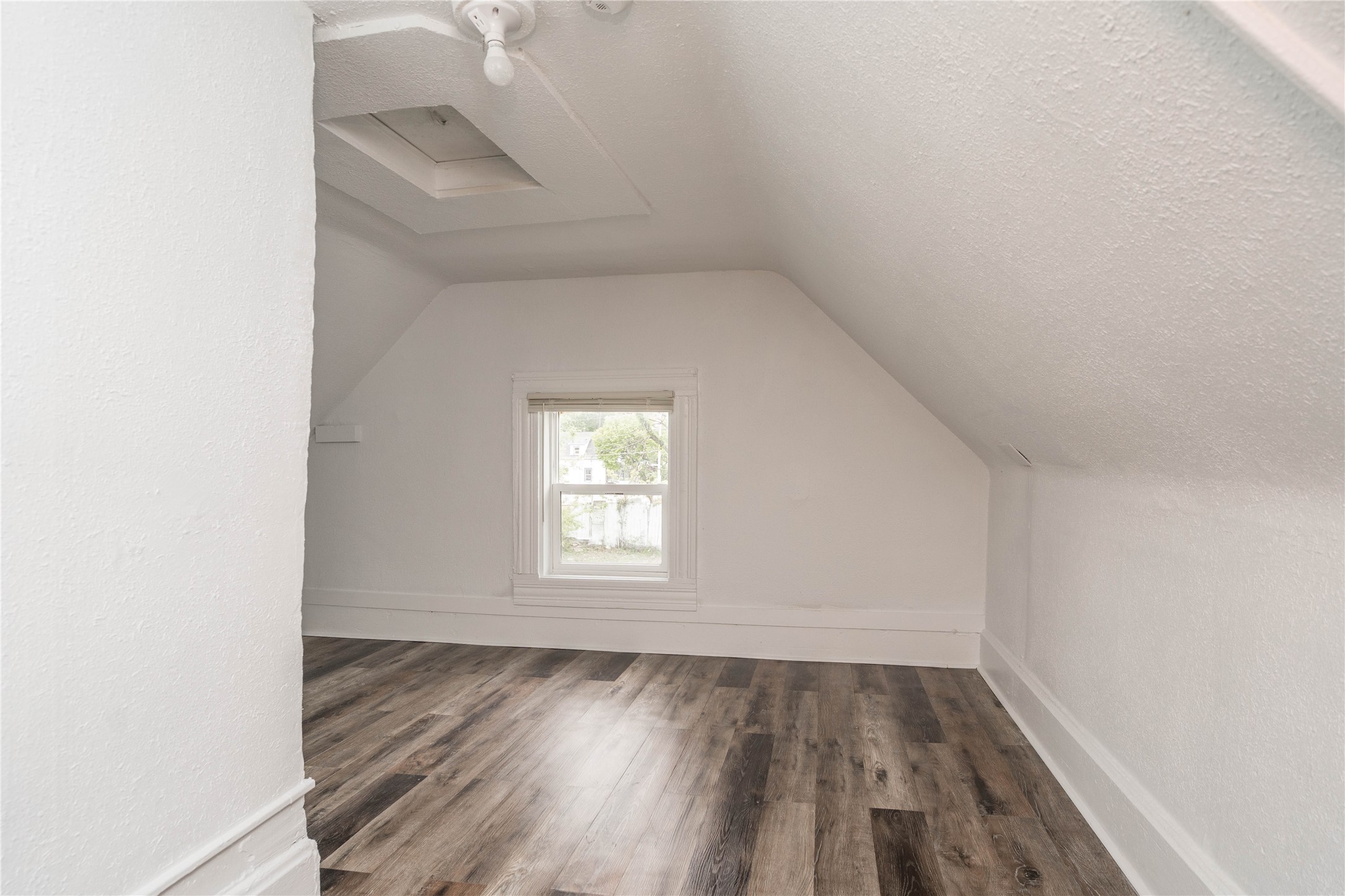 2112 Washington Avenue Property Photo 21