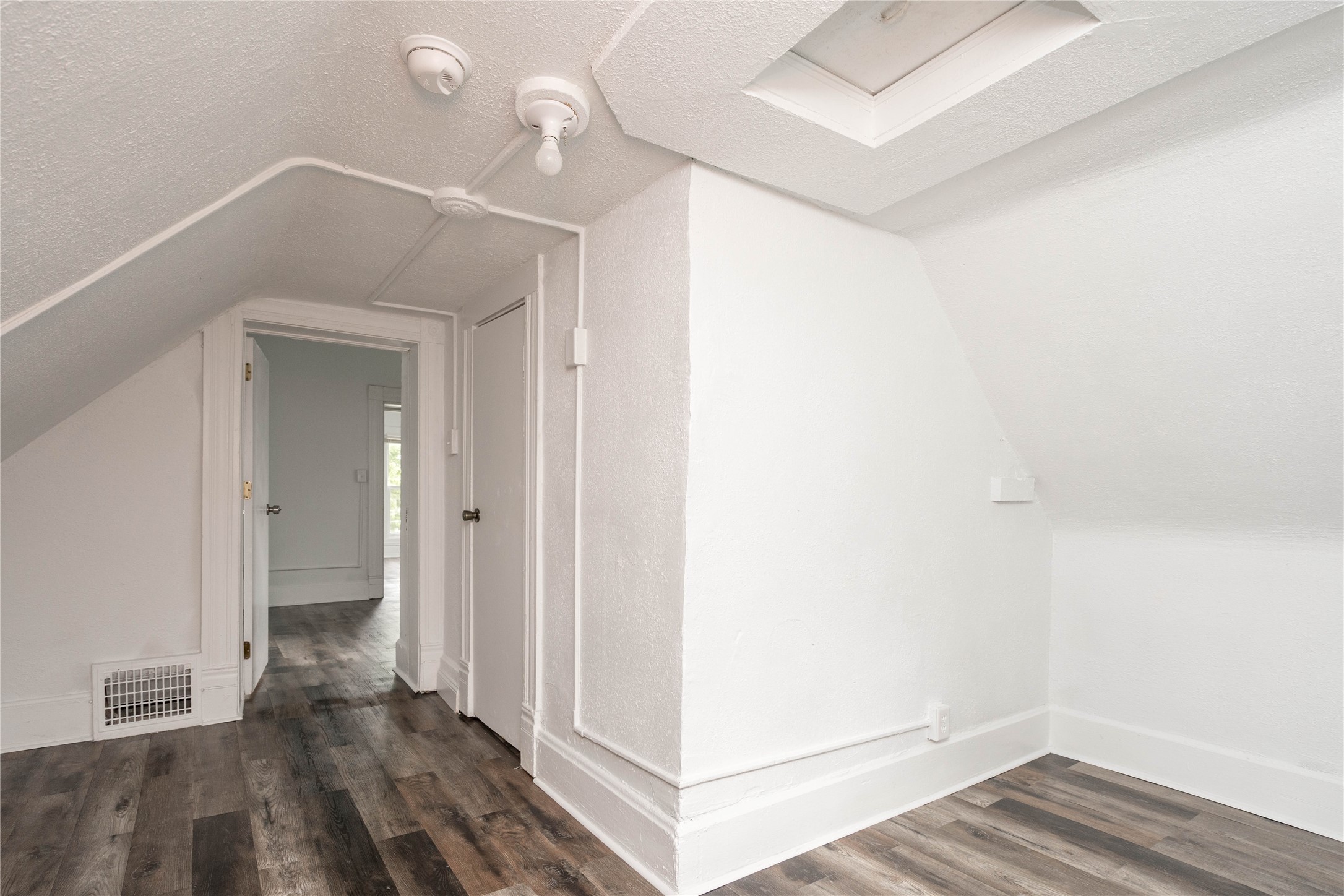 2112 Washington Avenue Property Photo 22