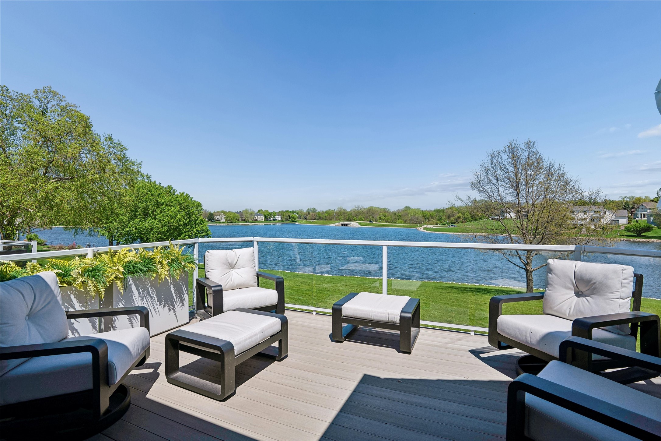 13619 Bay Hill Drive Property Photo 8