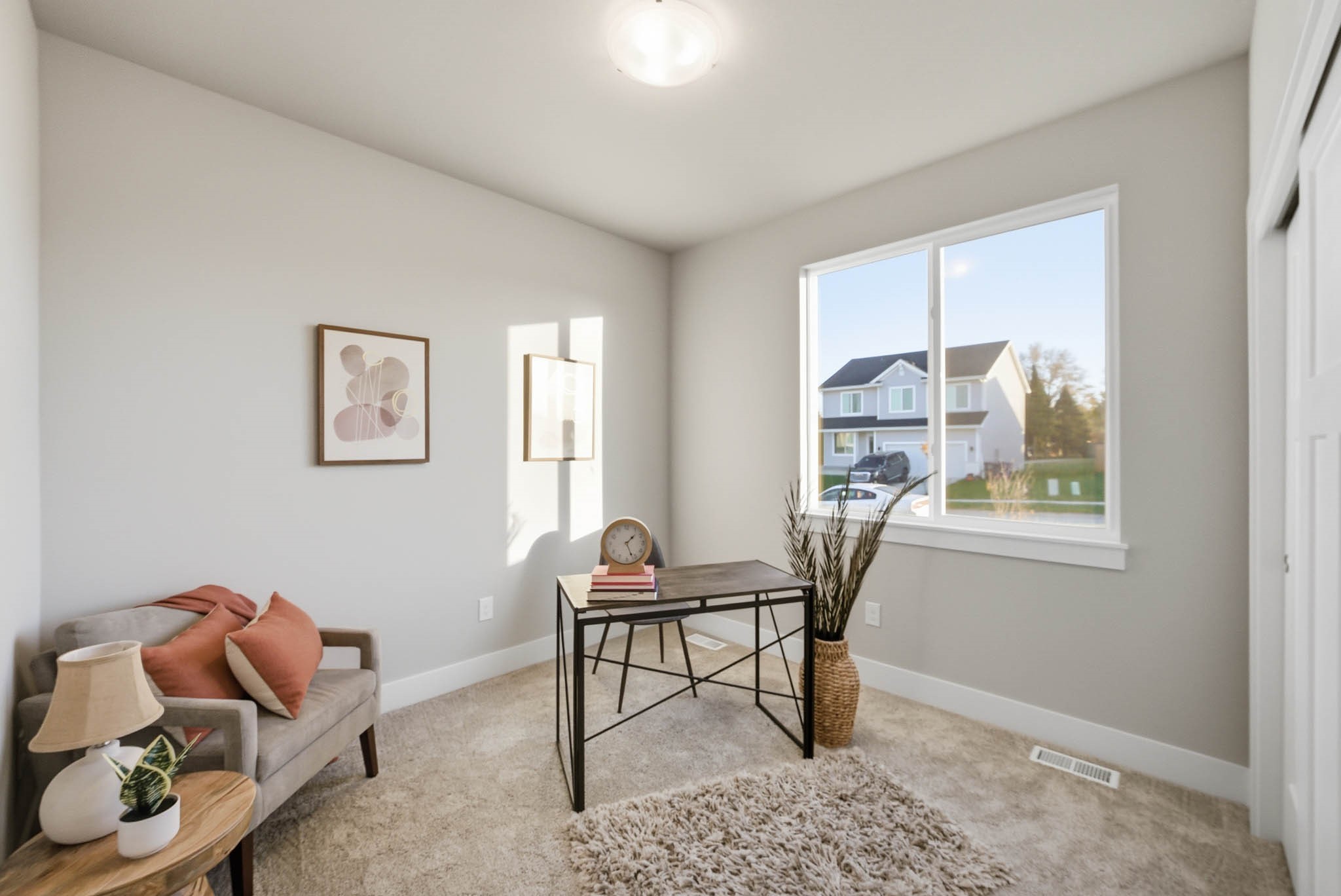 5604 Leyden Avenue Property Photo 8