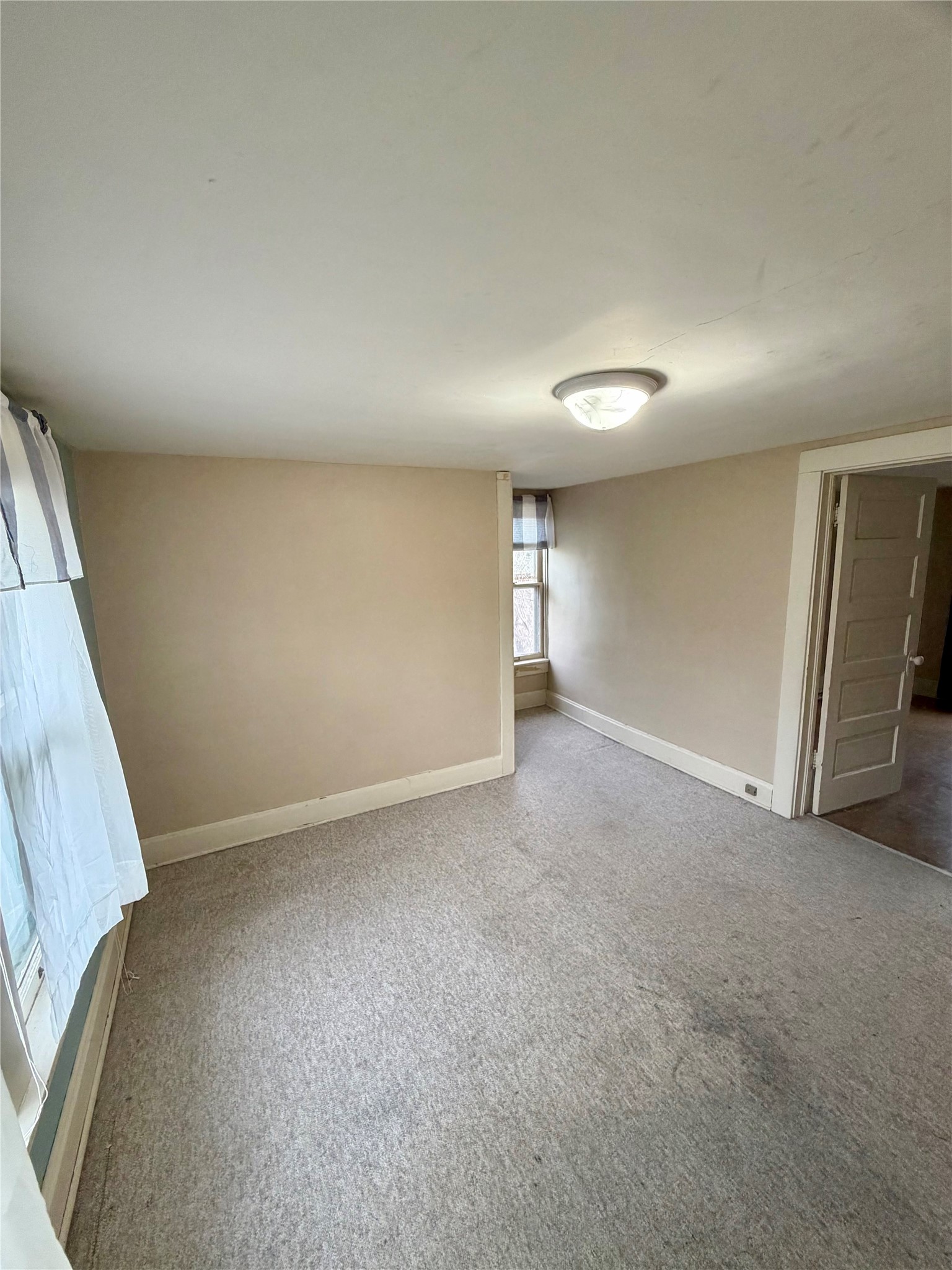 2210 S Union Street Property Photo 25