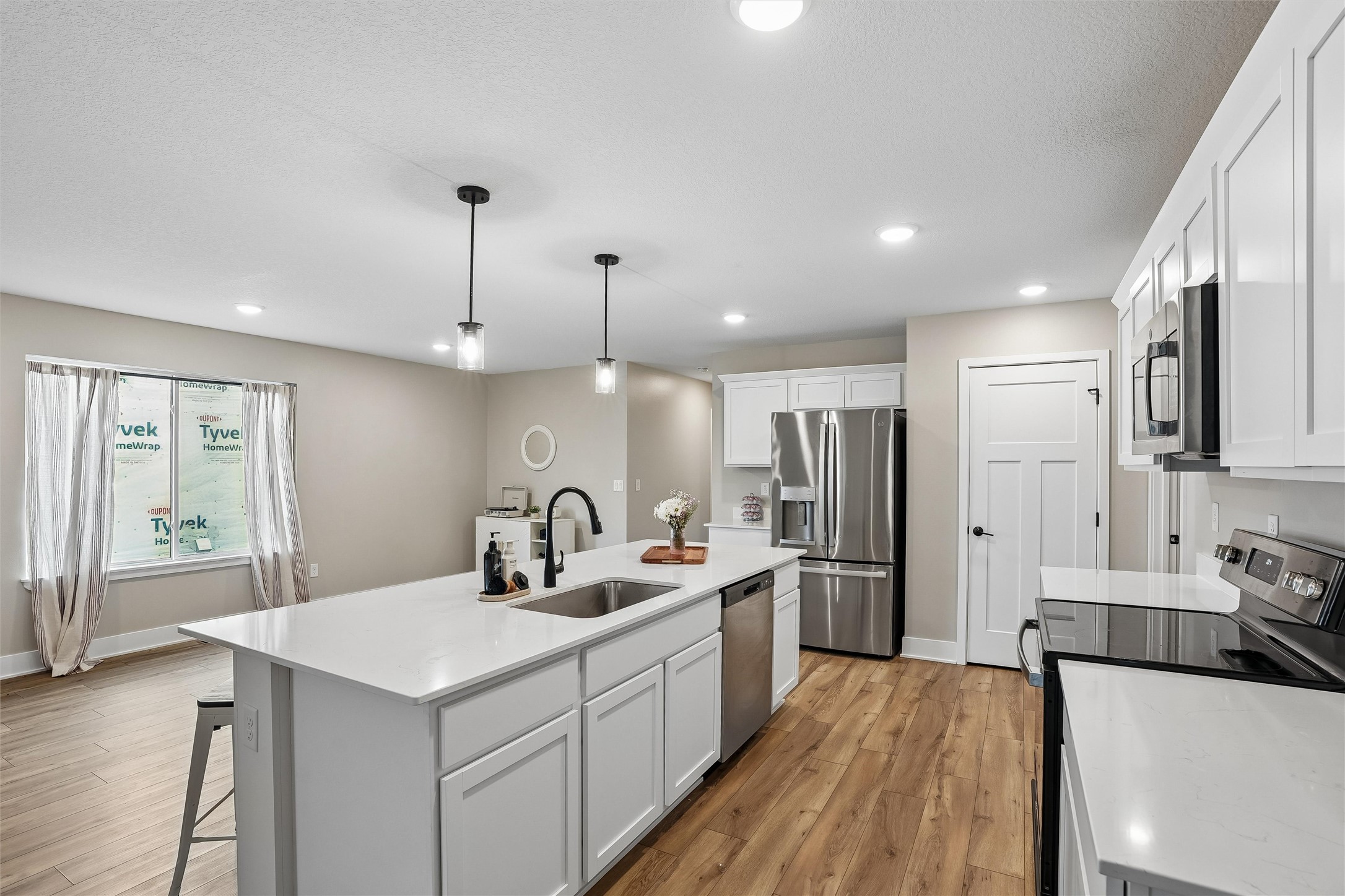 1620 Justice Way Property Photo 13