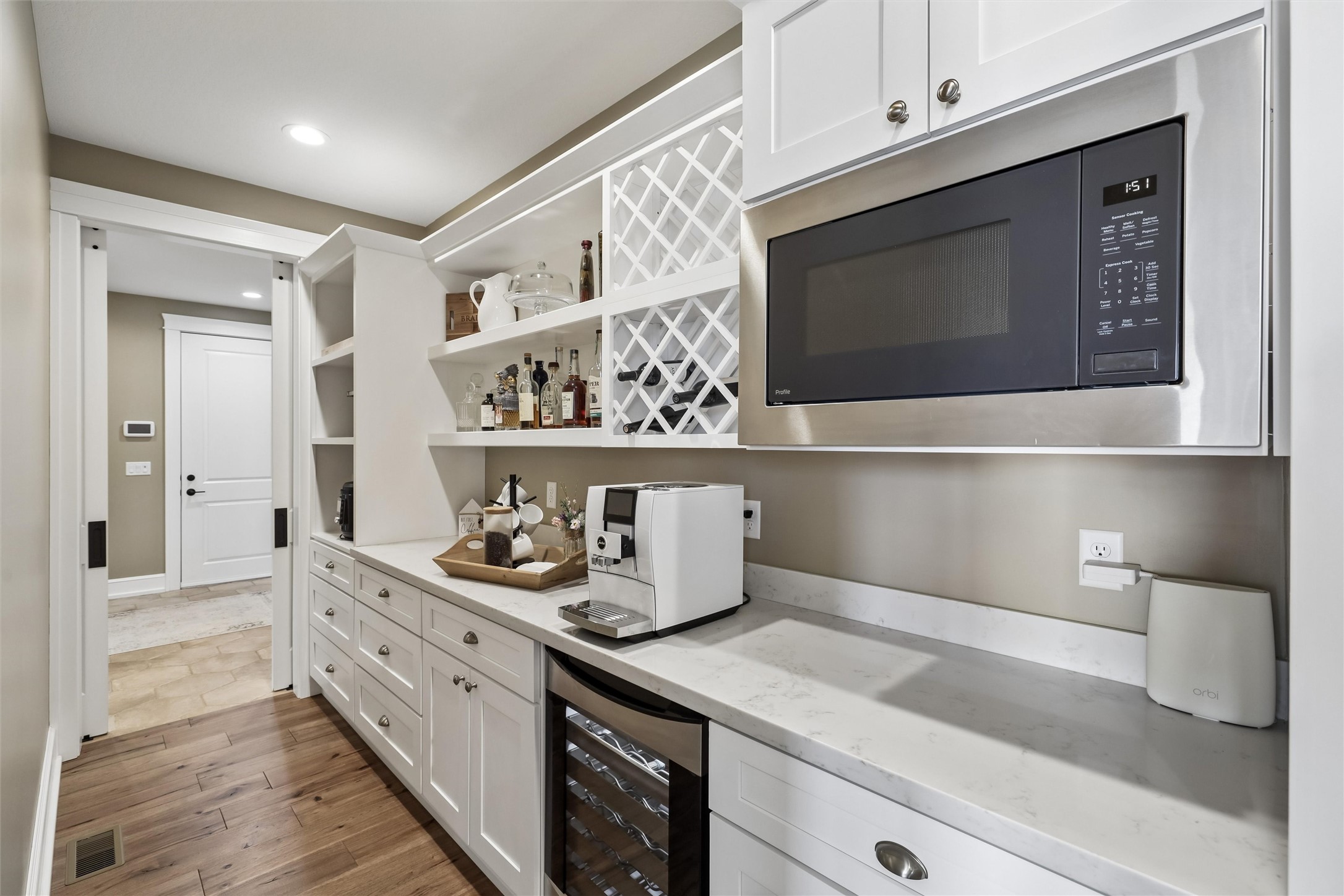 715 Century Circle Property Photo 12