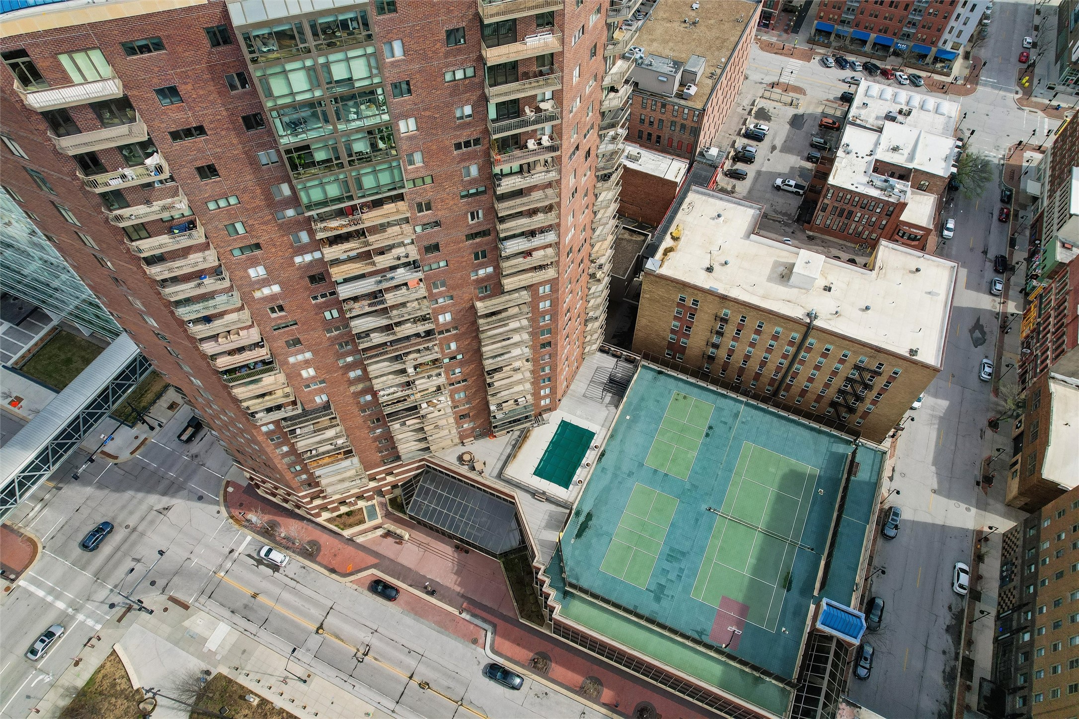 300 Walnut Street 707 Property Photo 1