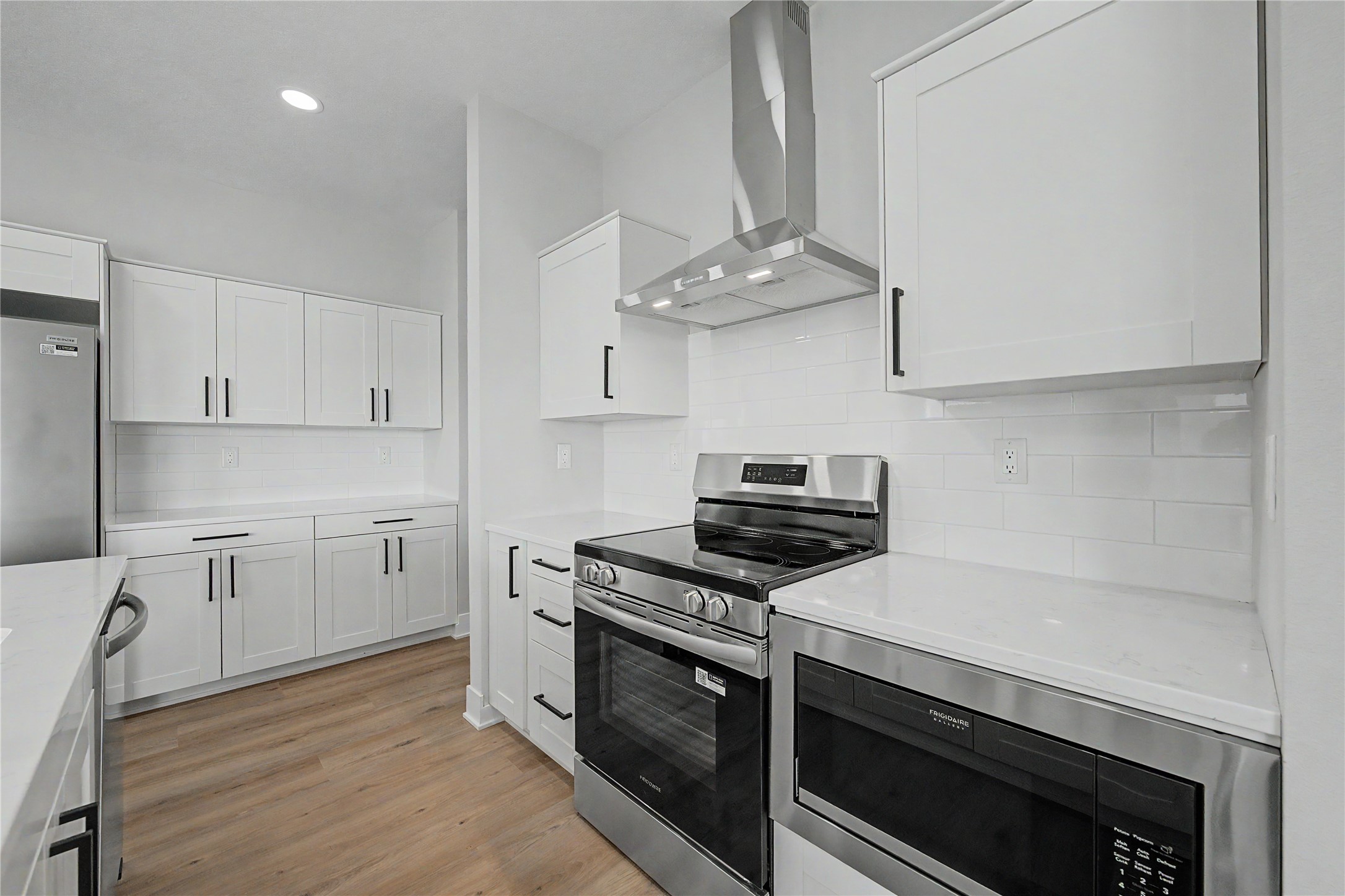 1946 Tuscany Drive Se Property Photo 6