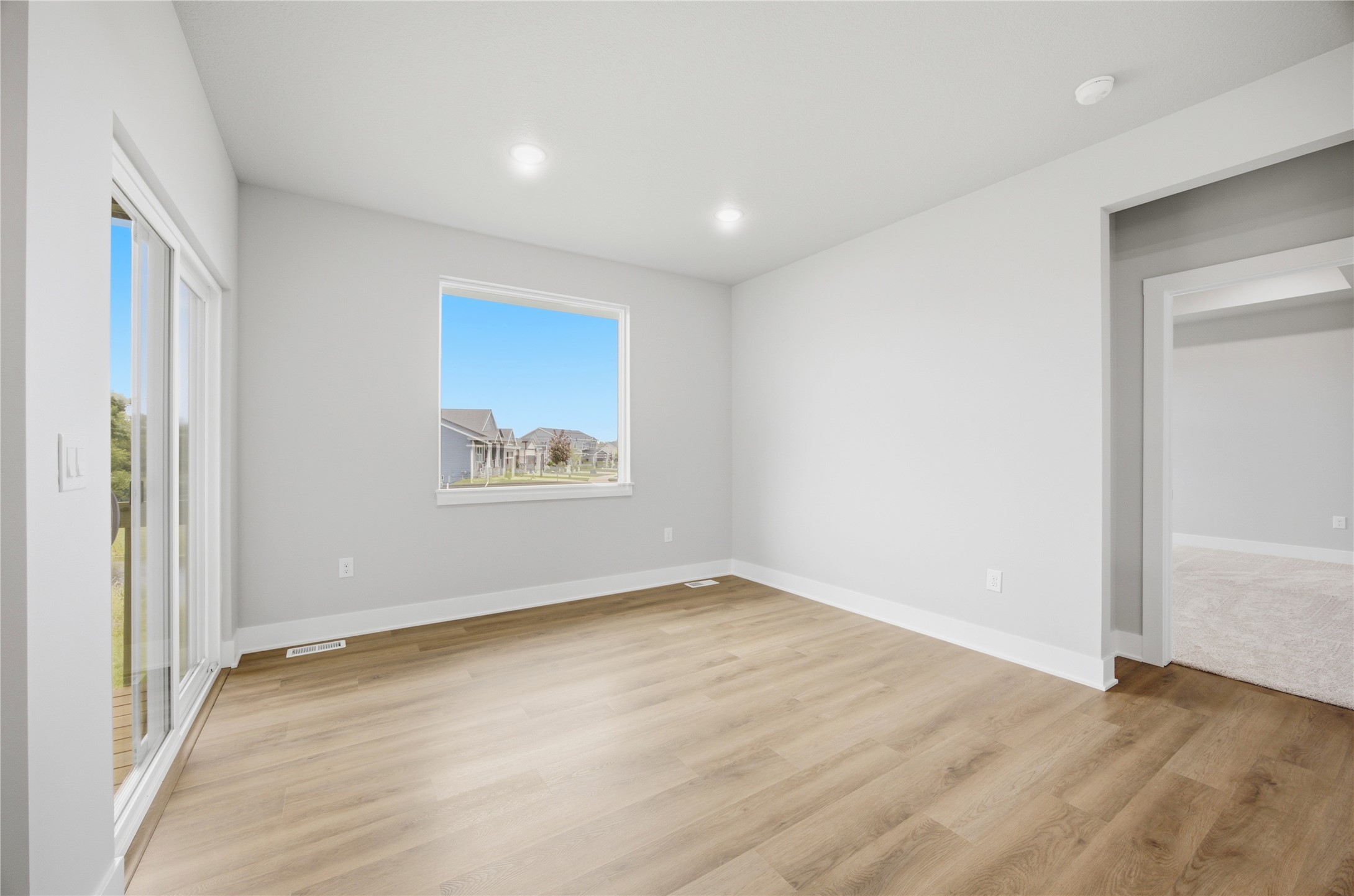1715 Roebling Road Property Photo 12