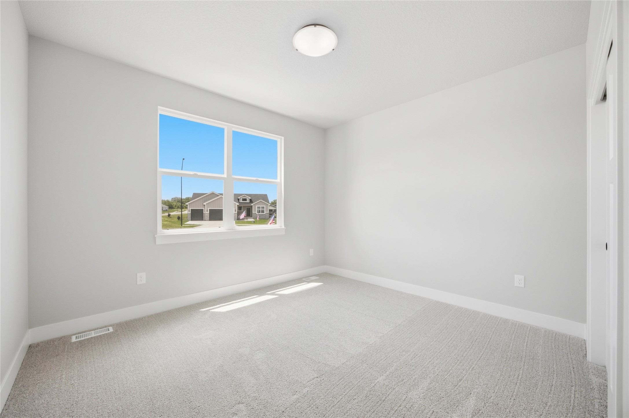 1715 Roebling Road Property Photo 21