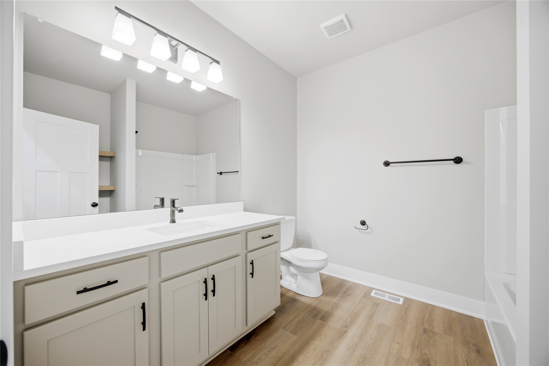 1715 Roebling Road Property Photo 22