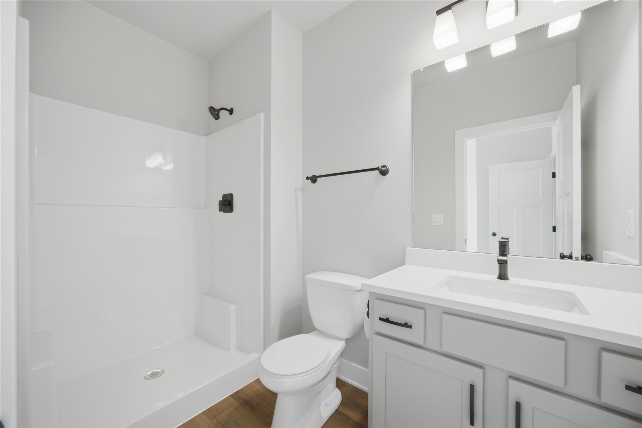 1715 Roebling Road Property Photo 26