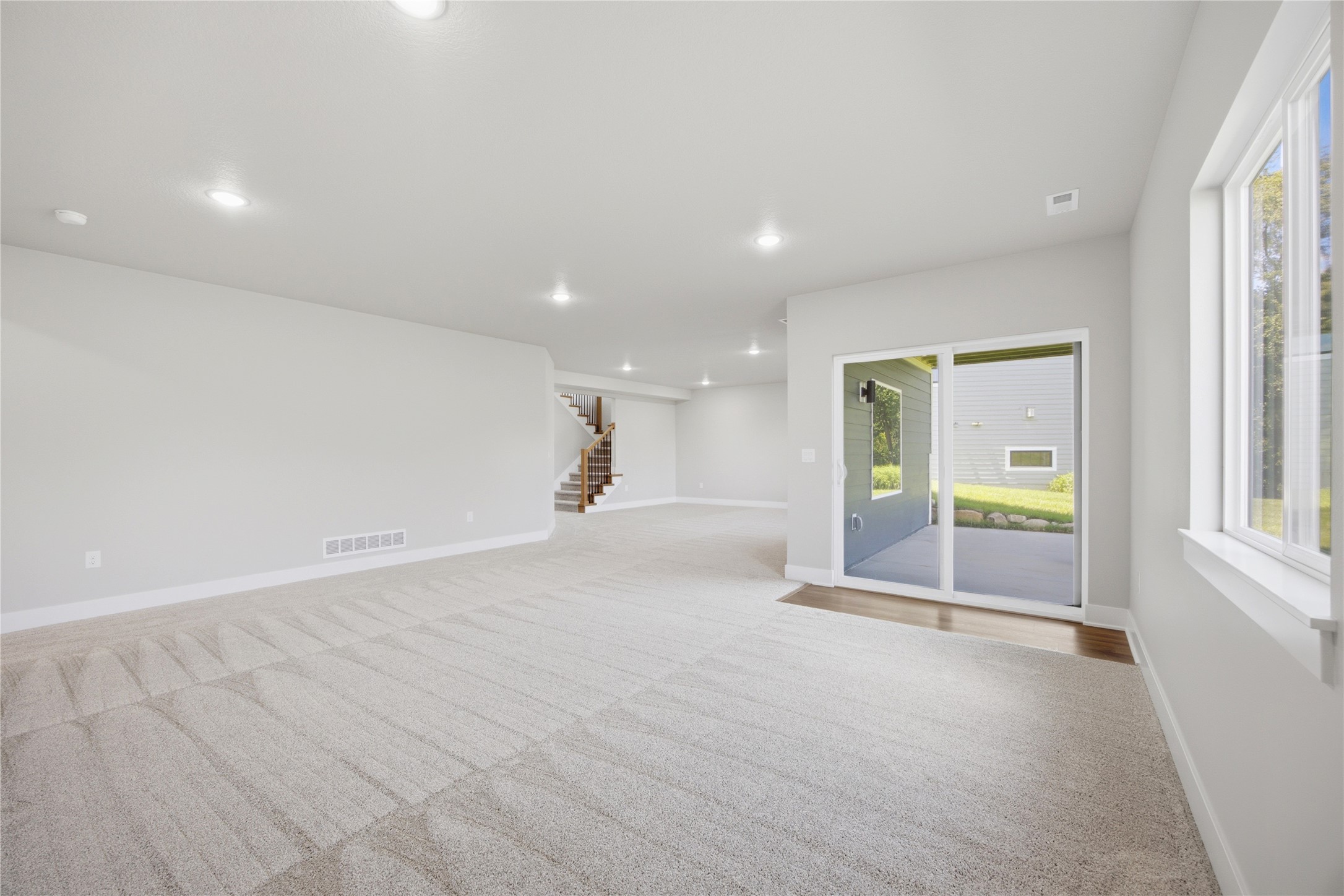1715 Roebling Road Property Photo 30