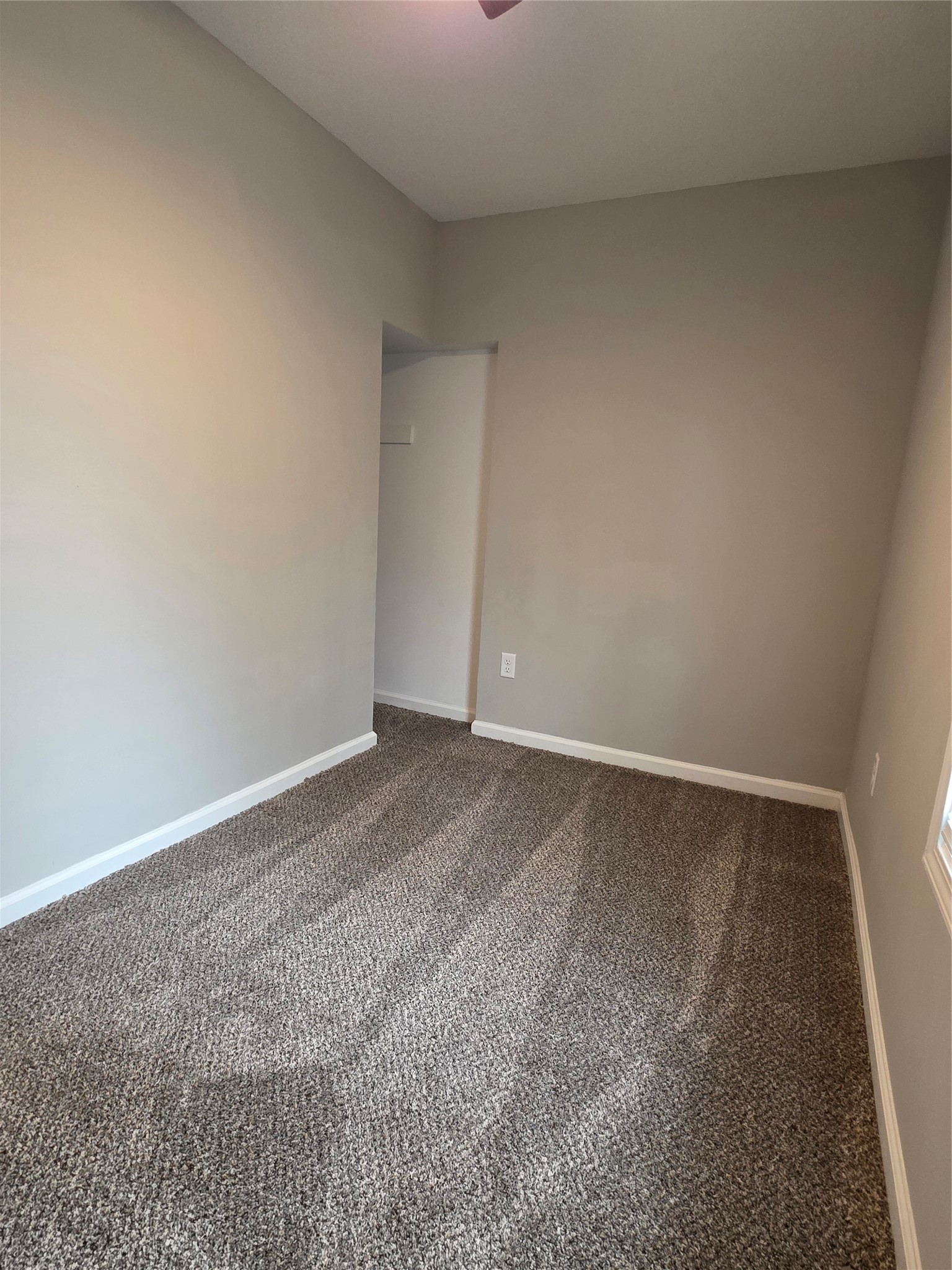 1215 Douglas Avenue Property Photo 8