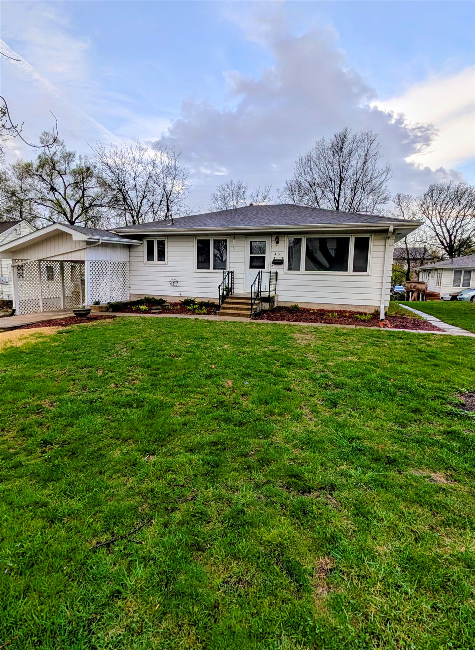 415 S Walnut Avenue Property Photo 1