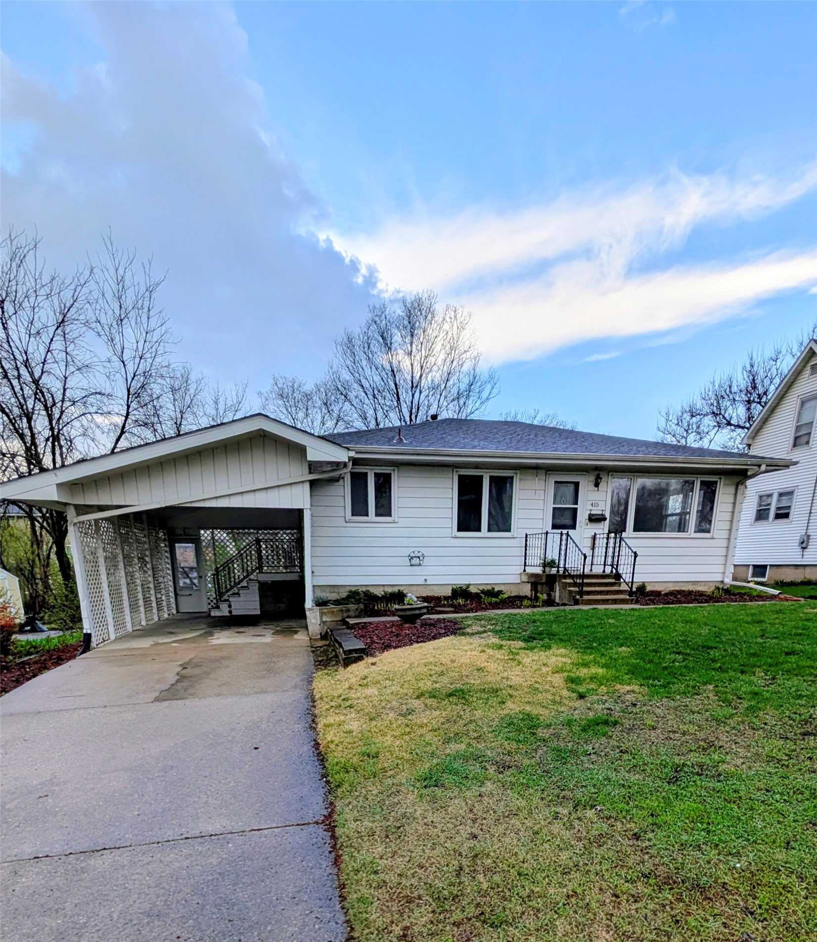 415 S Walnut Avenue Property Photo 2