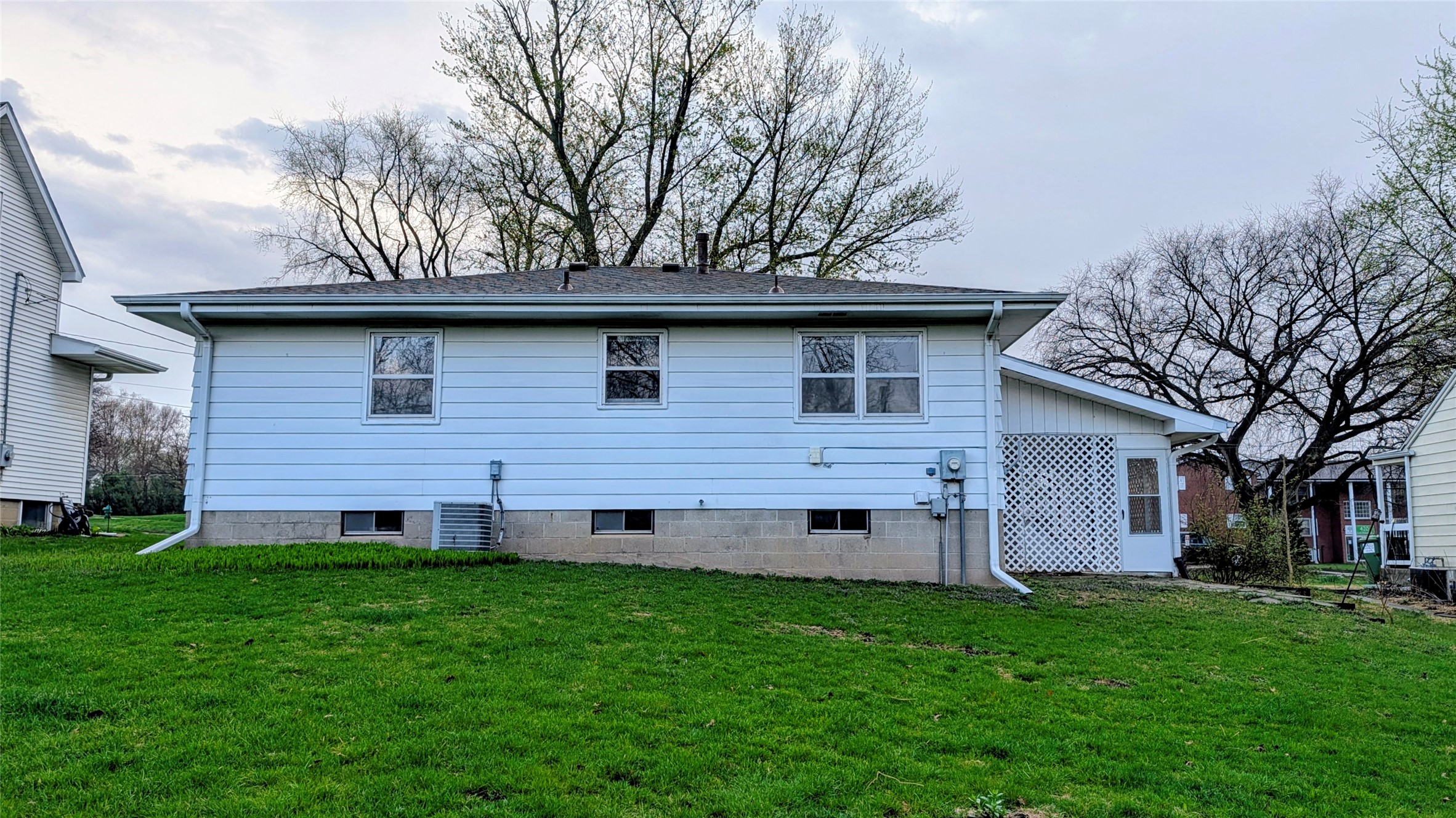 415 S Walnut Avenue Property Photo 5