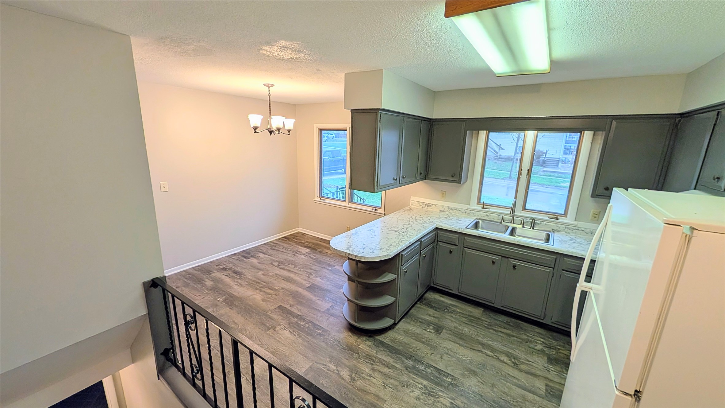 415 S Walnut Avenue Property Photo 11