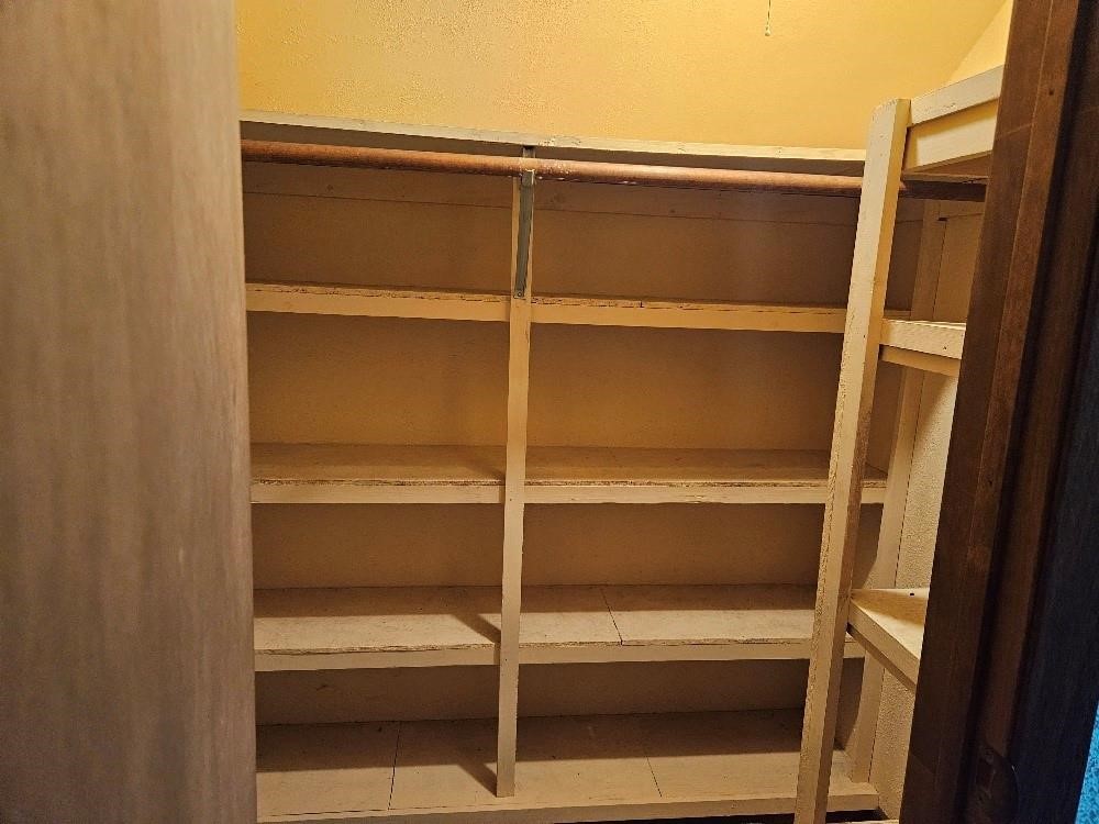 303 S Central Avenue Property Photo 9