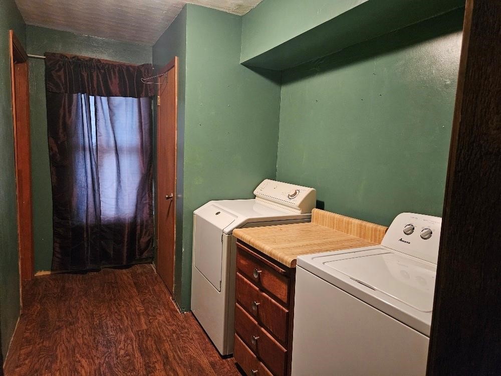 303 S Central Avenue Property Photo 10