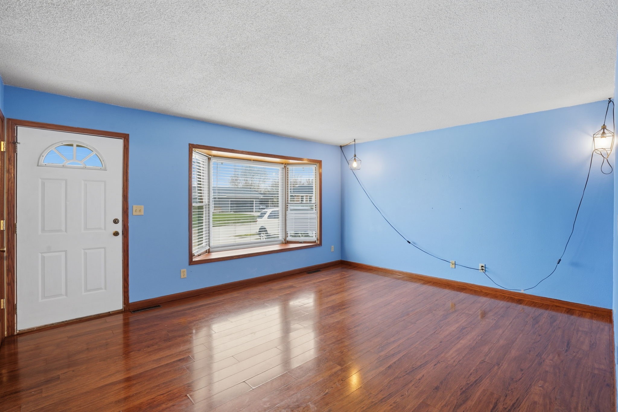 145 Beech Boulevard Property Photo 2