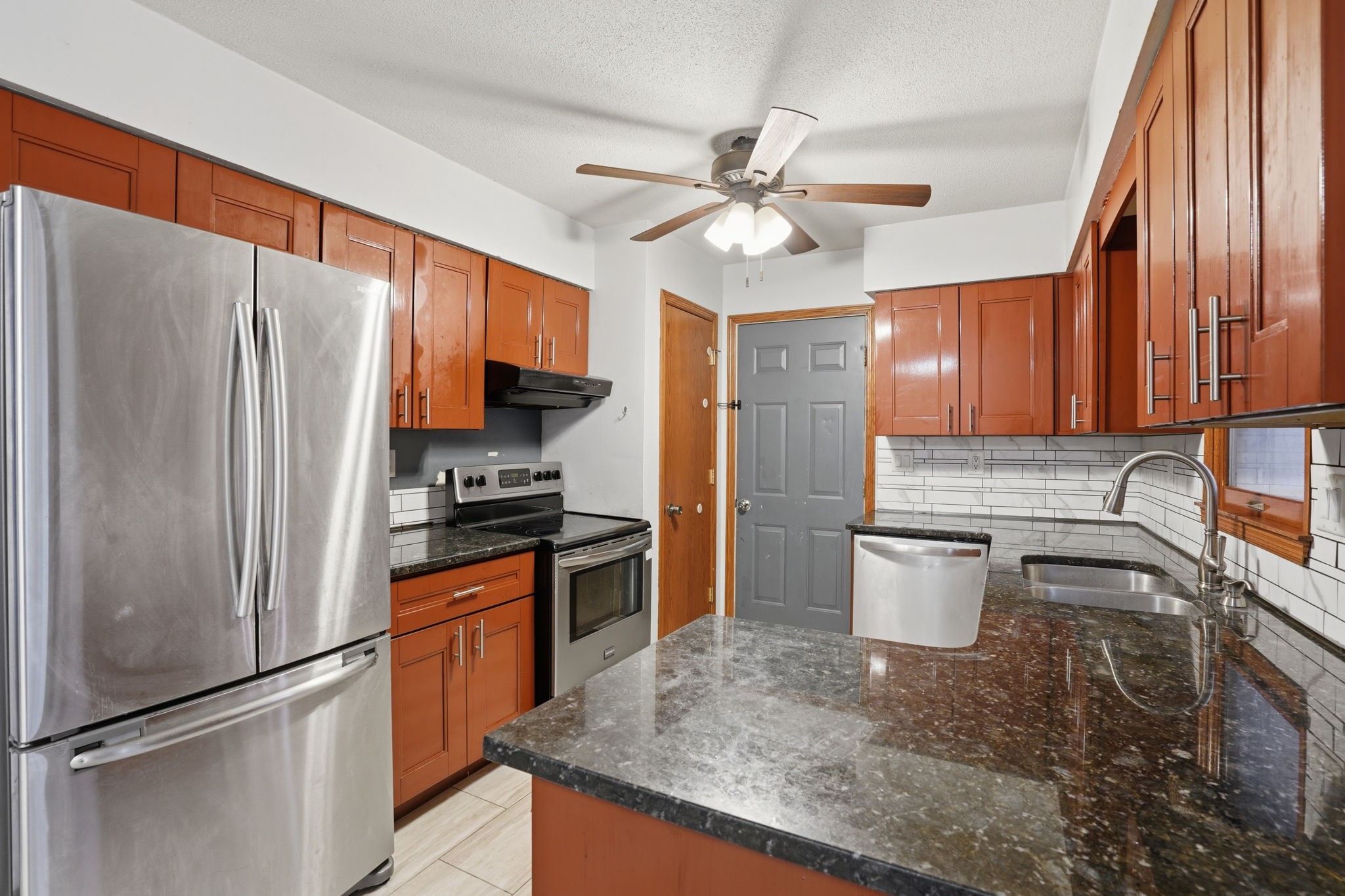 145 Beech Boulevard Property Photo 4