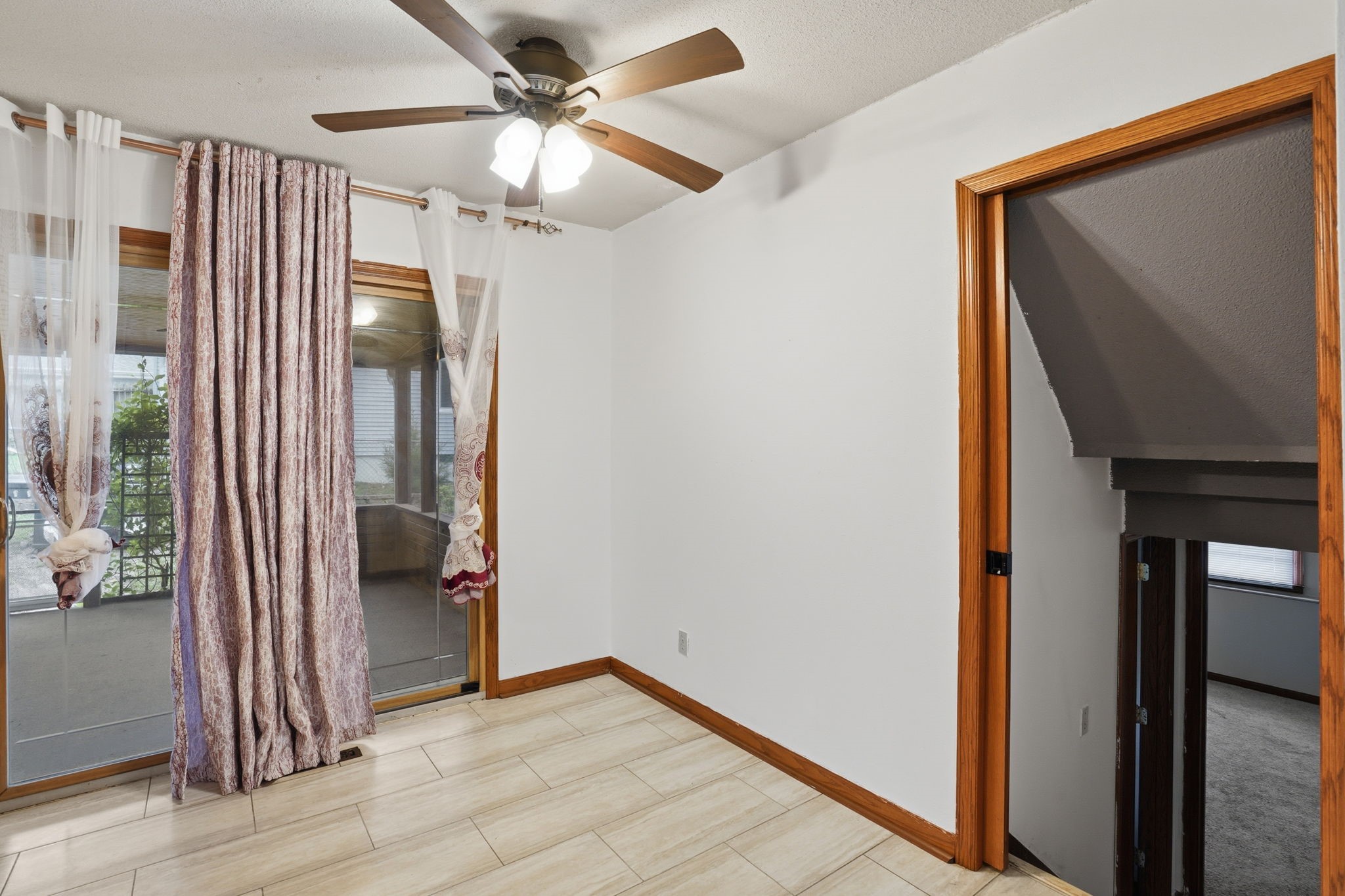 145 Beech Boulevard Property Photo 7