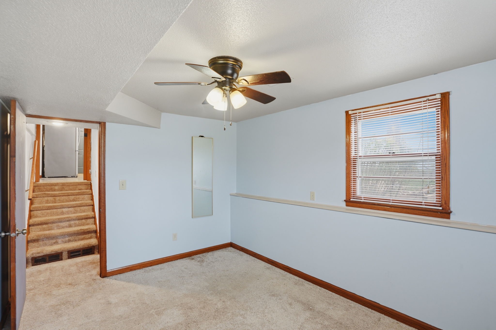 145 Beech Boulevard Property Photo 16