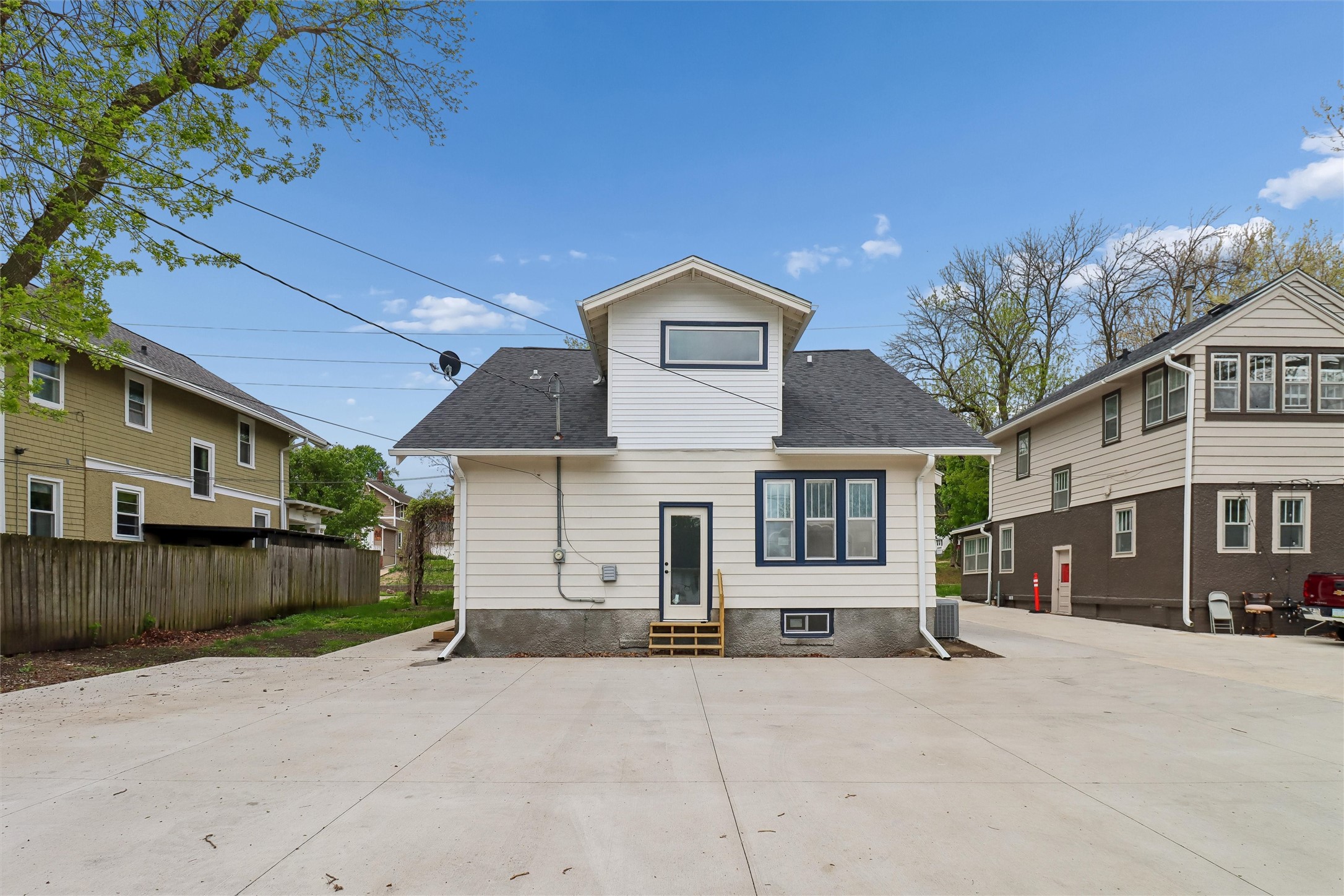 683 35th Street Property Photo 20