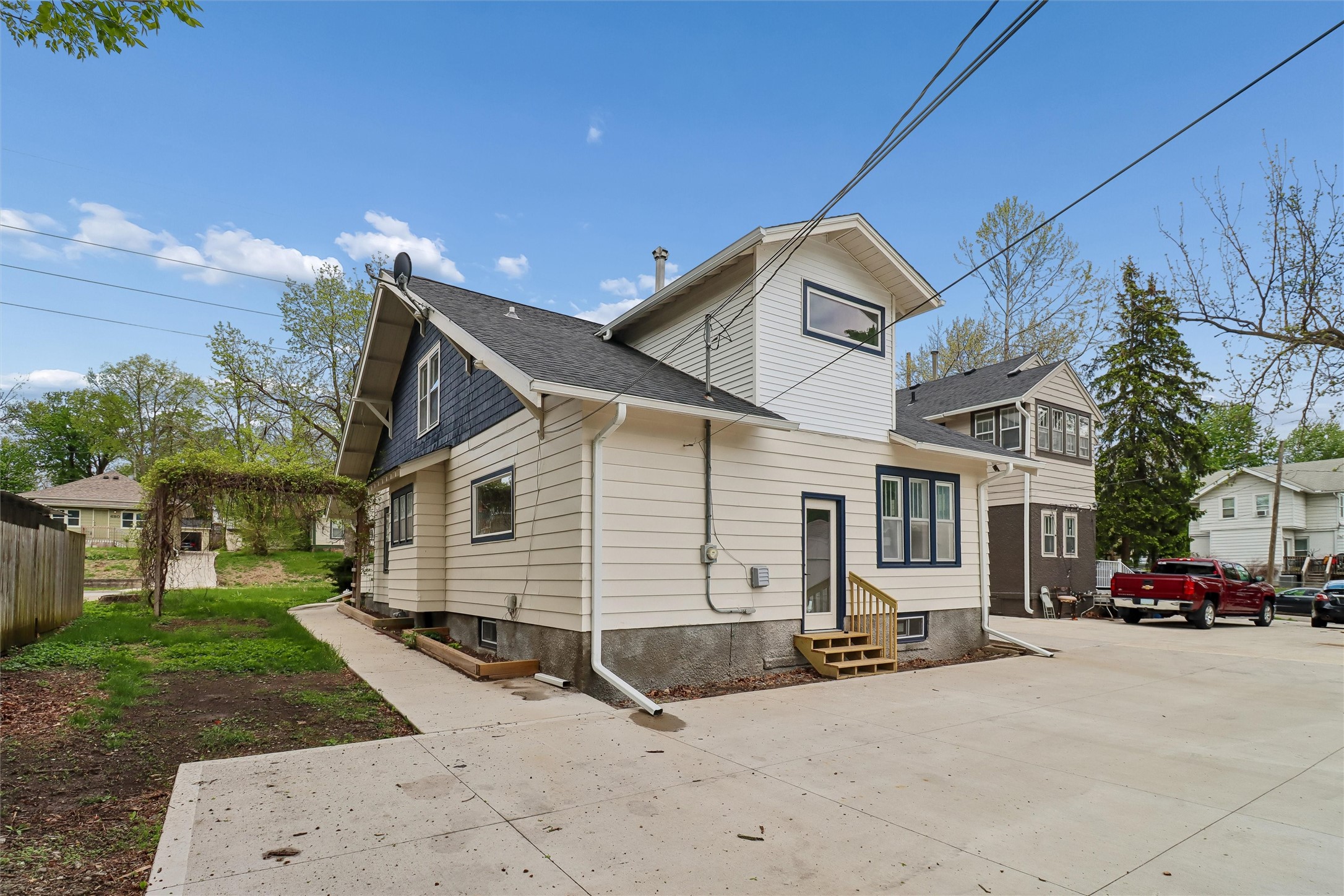 683 35th Street Property Photo 22