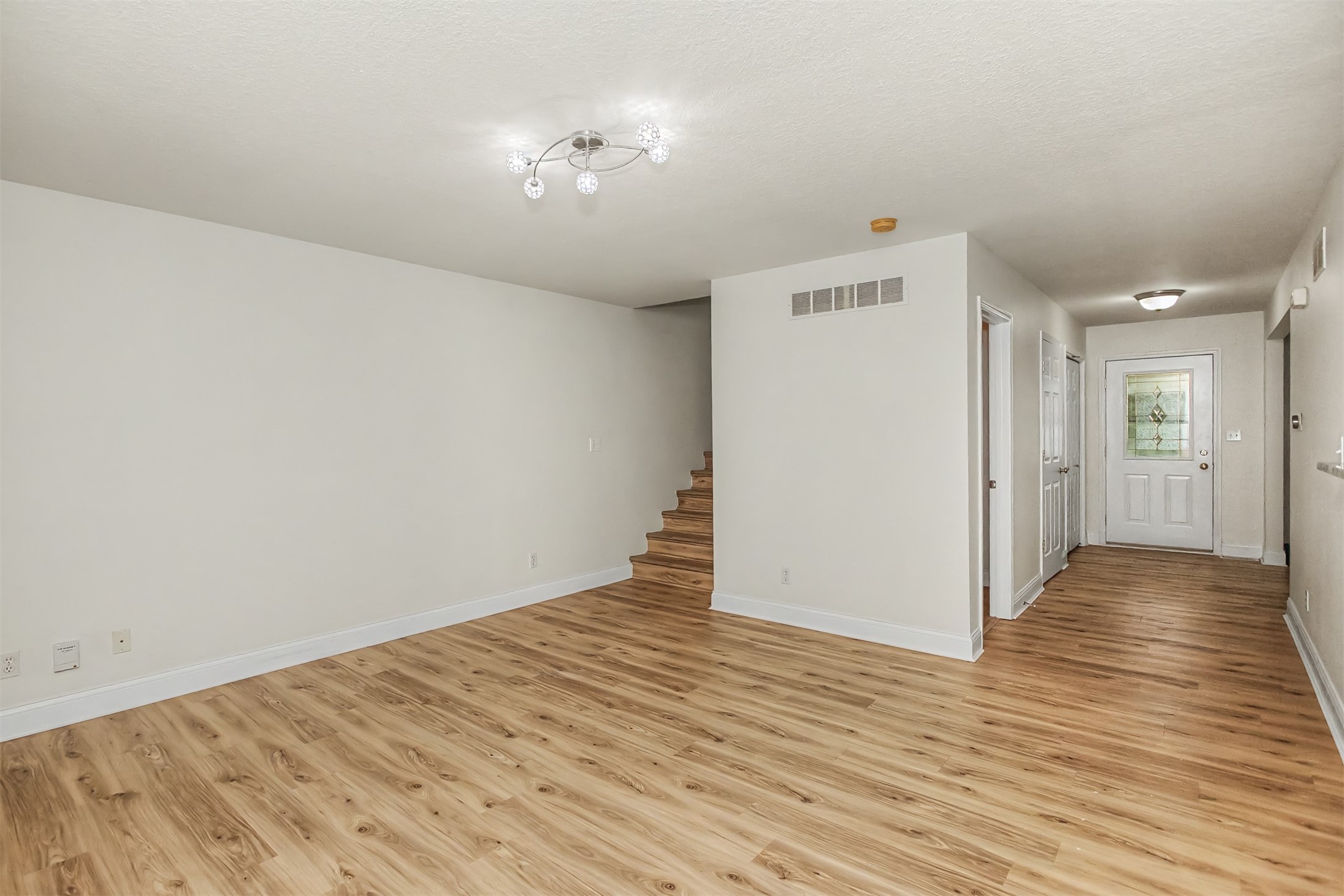 2755 Somerset Drive Property Photo 23