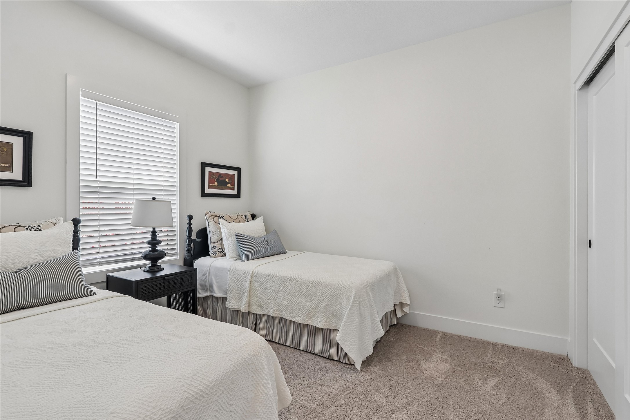 4650 180th Street Property Photo 20