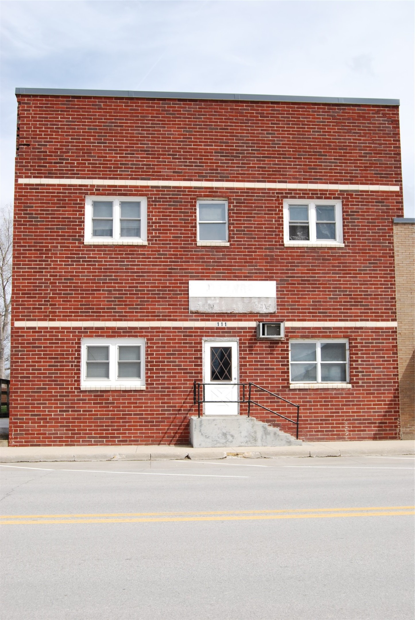 111 S Main Street Property Photo 1