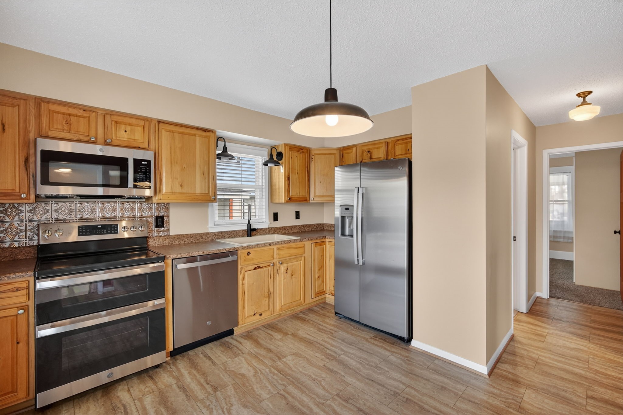 528 13th Street Property Photo 9