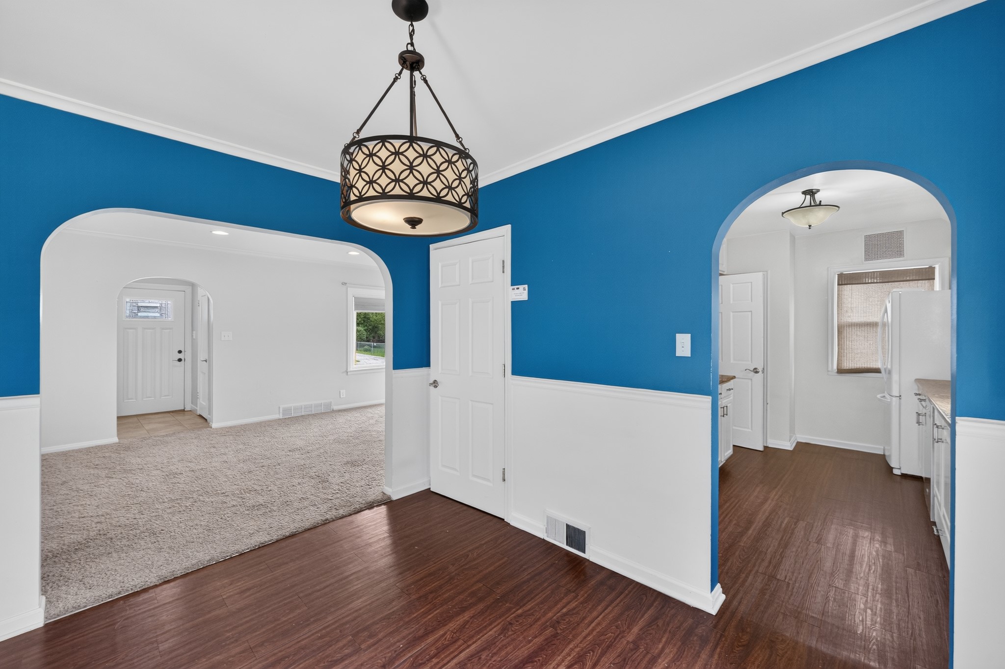 5804 College Avenue Property Photo 3