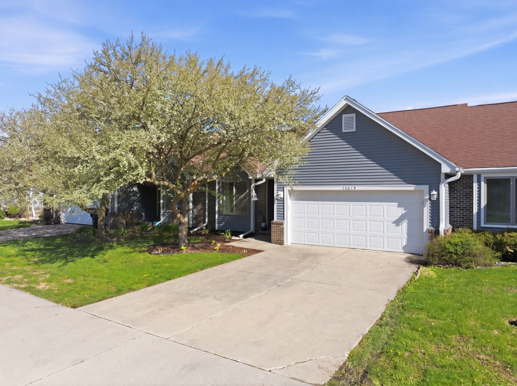 10819 Ne 78th Court Property Photo 1