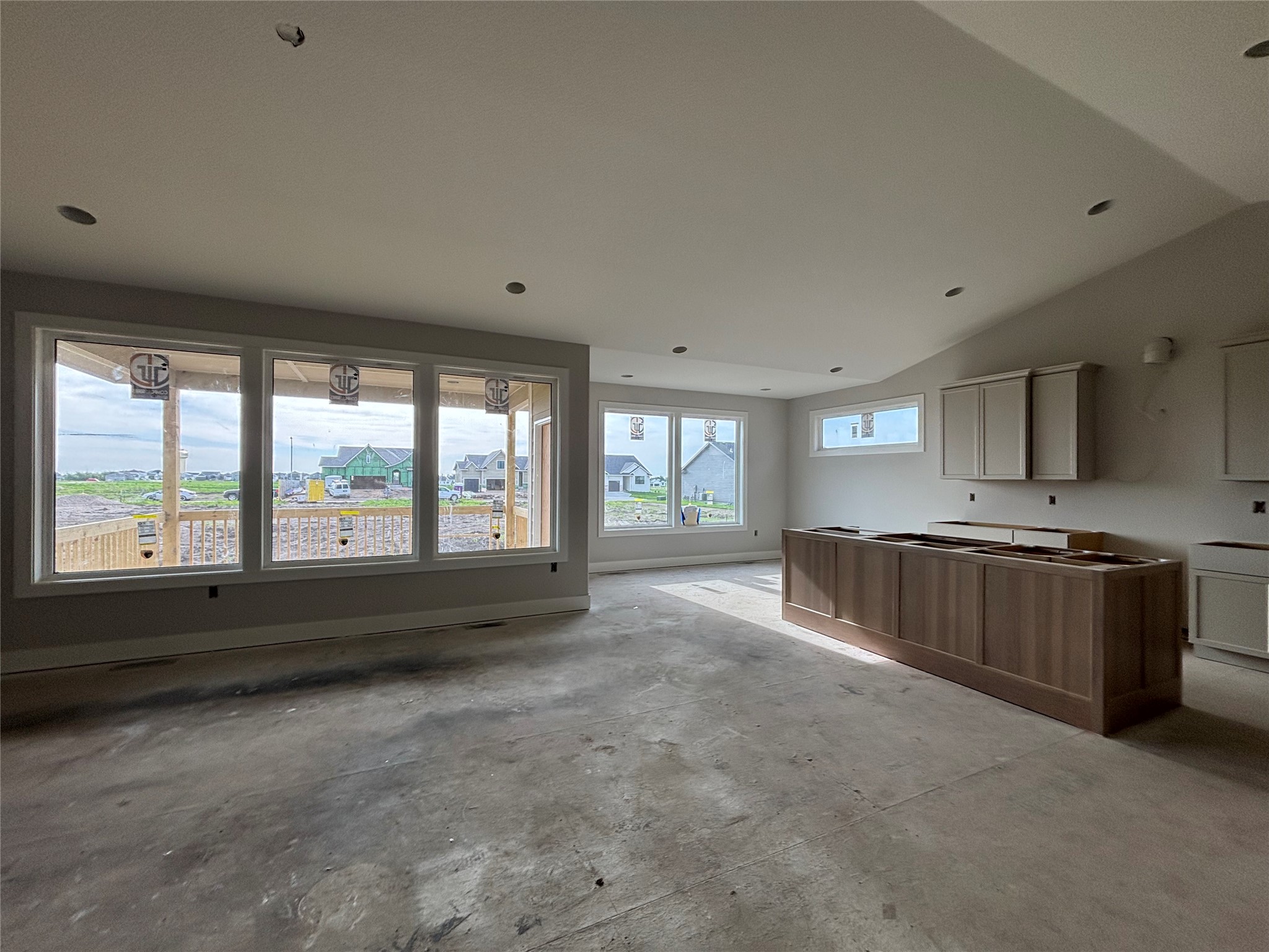 4715 178th Street Property Photo 3
