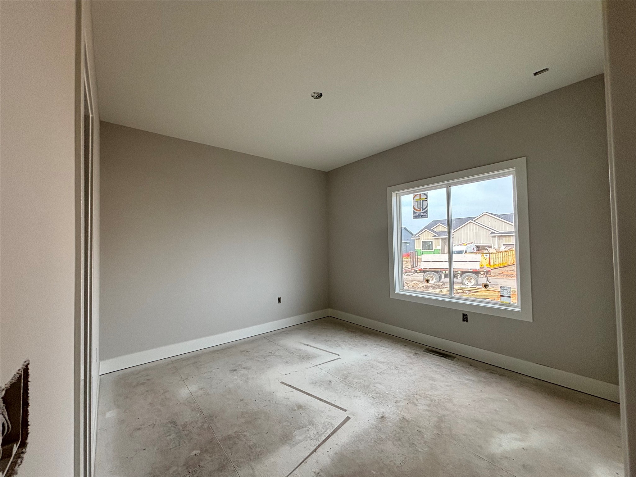 4715 178th Street Property Photo 5