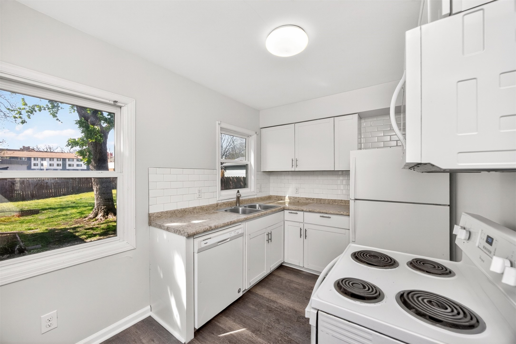 3100 Garden Avenue Property Photo 8