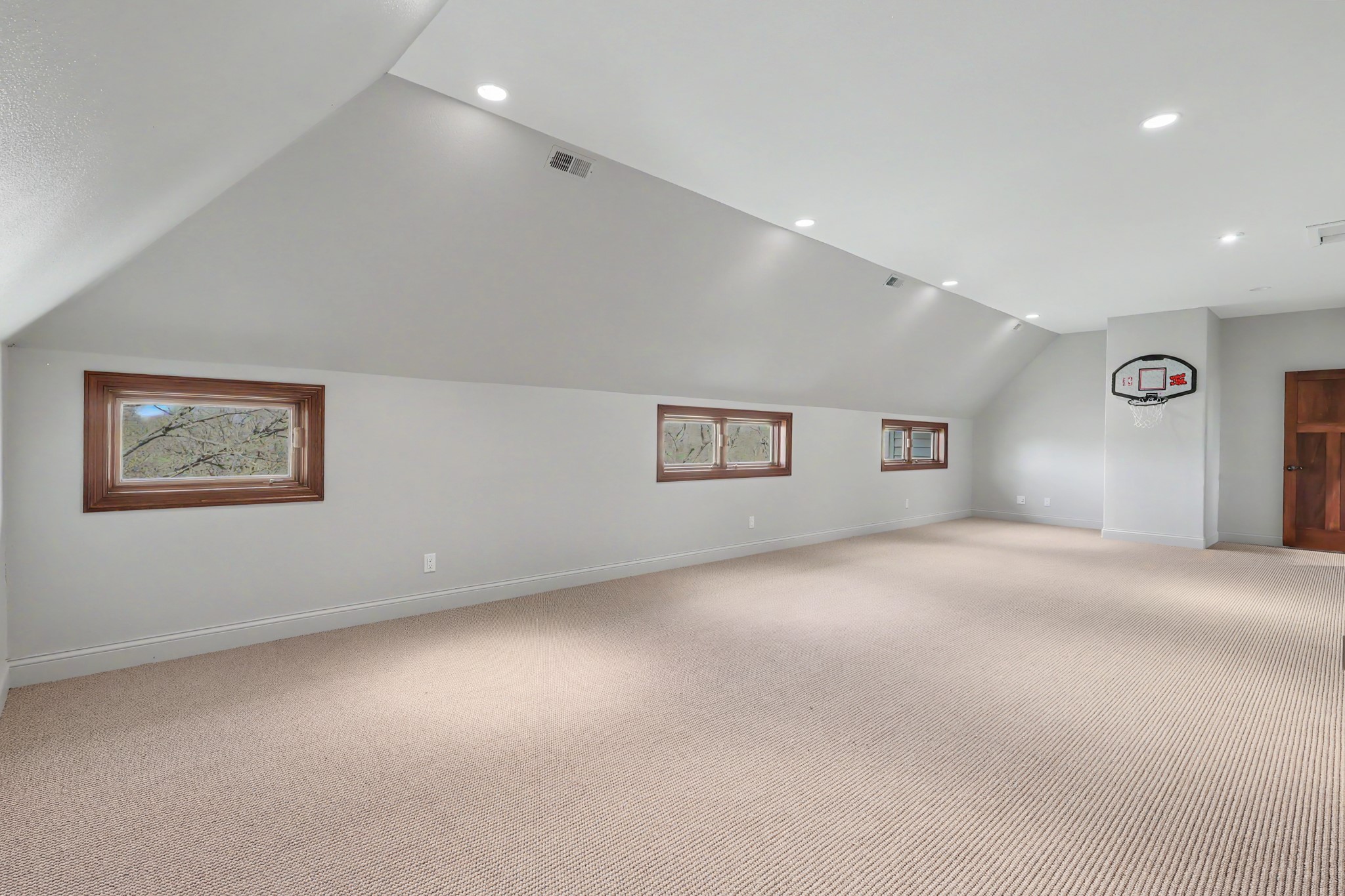 265 W Riverside Road Property Photo 21