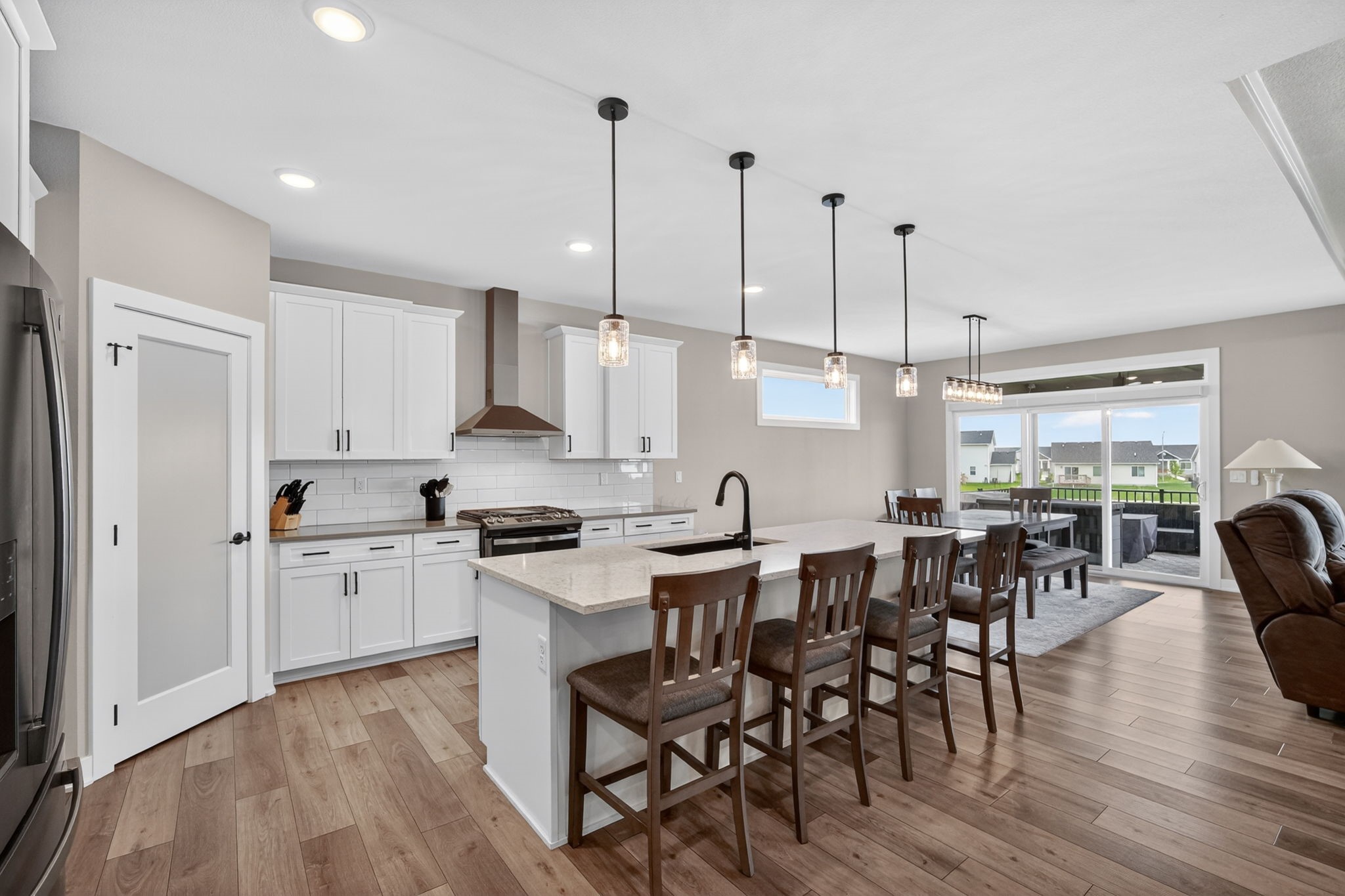 9815 Watermeadow Circle Property Photo 3