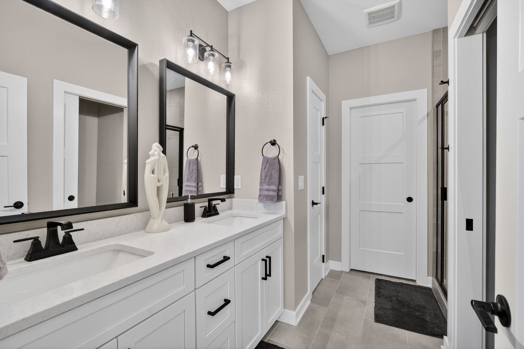 9815 Watermeadow Circle Property Photo 16