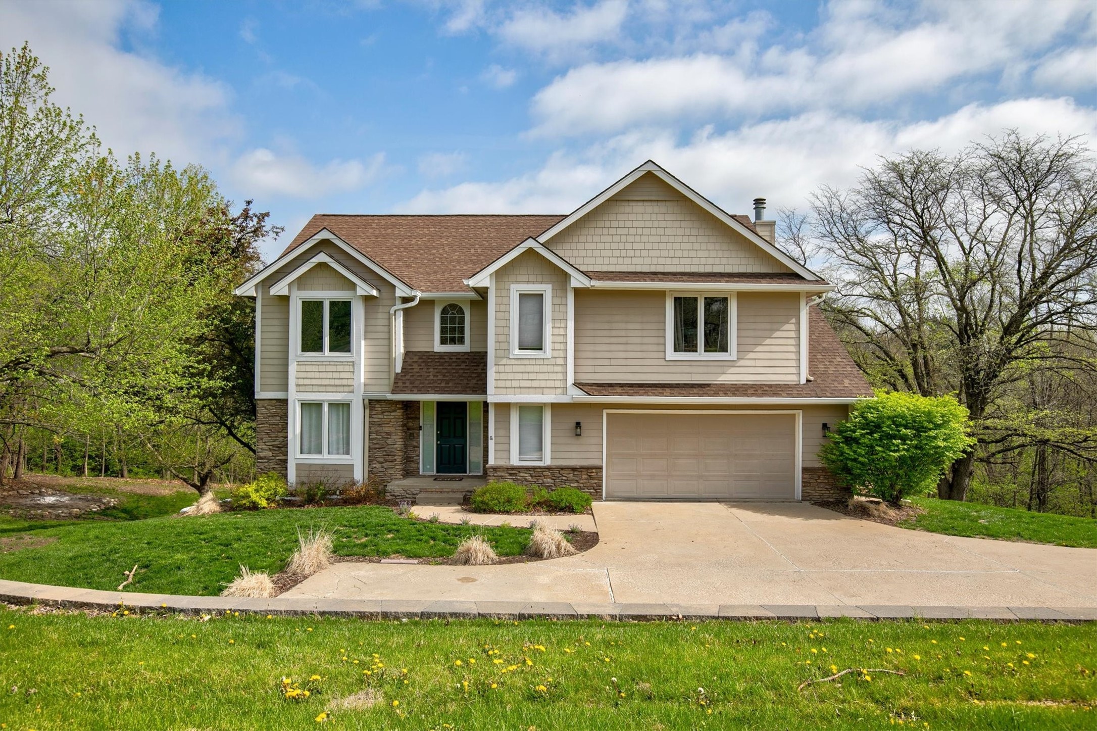 34522 Edgewater Circle Property Photo 1
