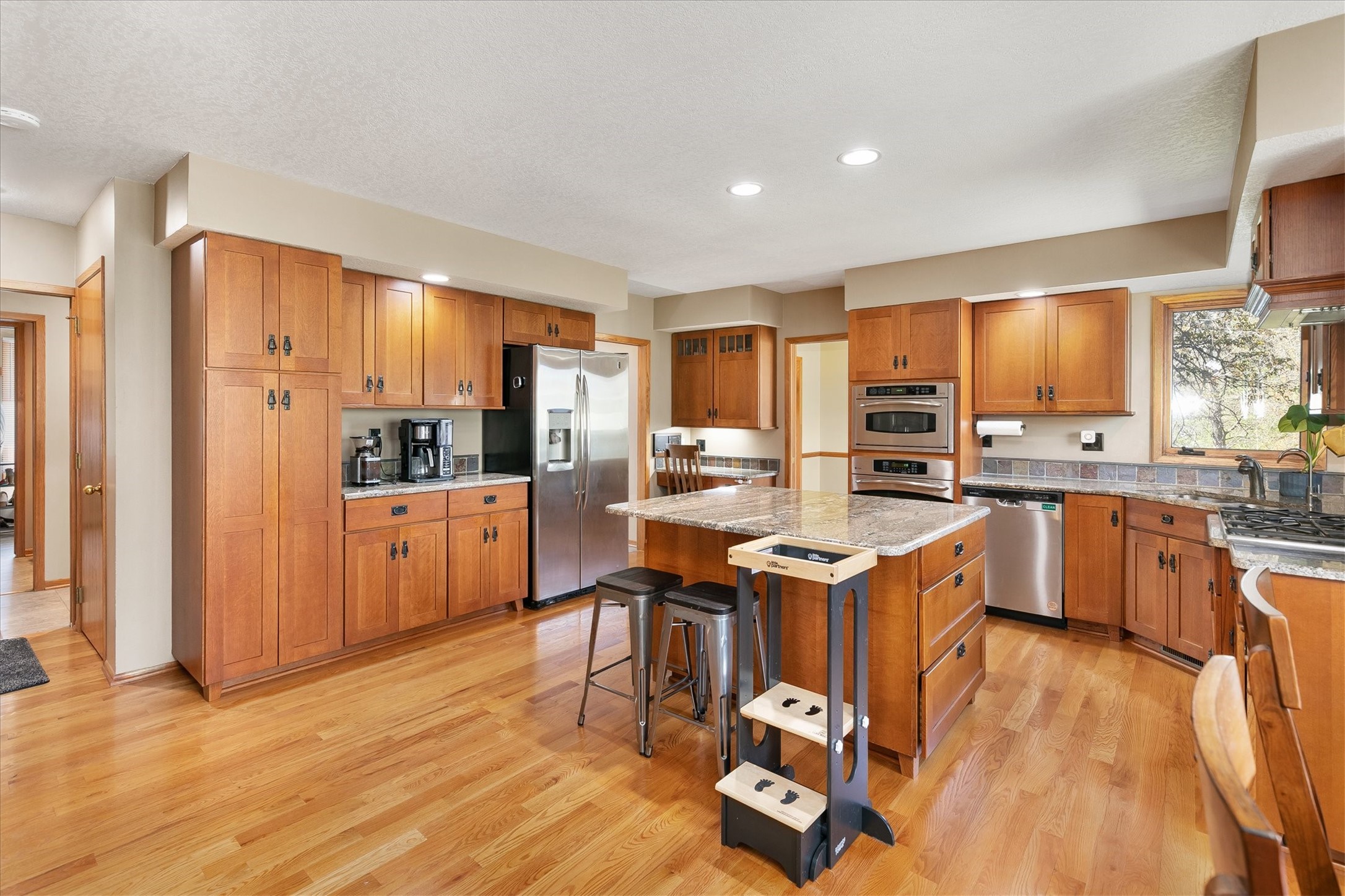 34522 Edgewater Circle Property Photo 5