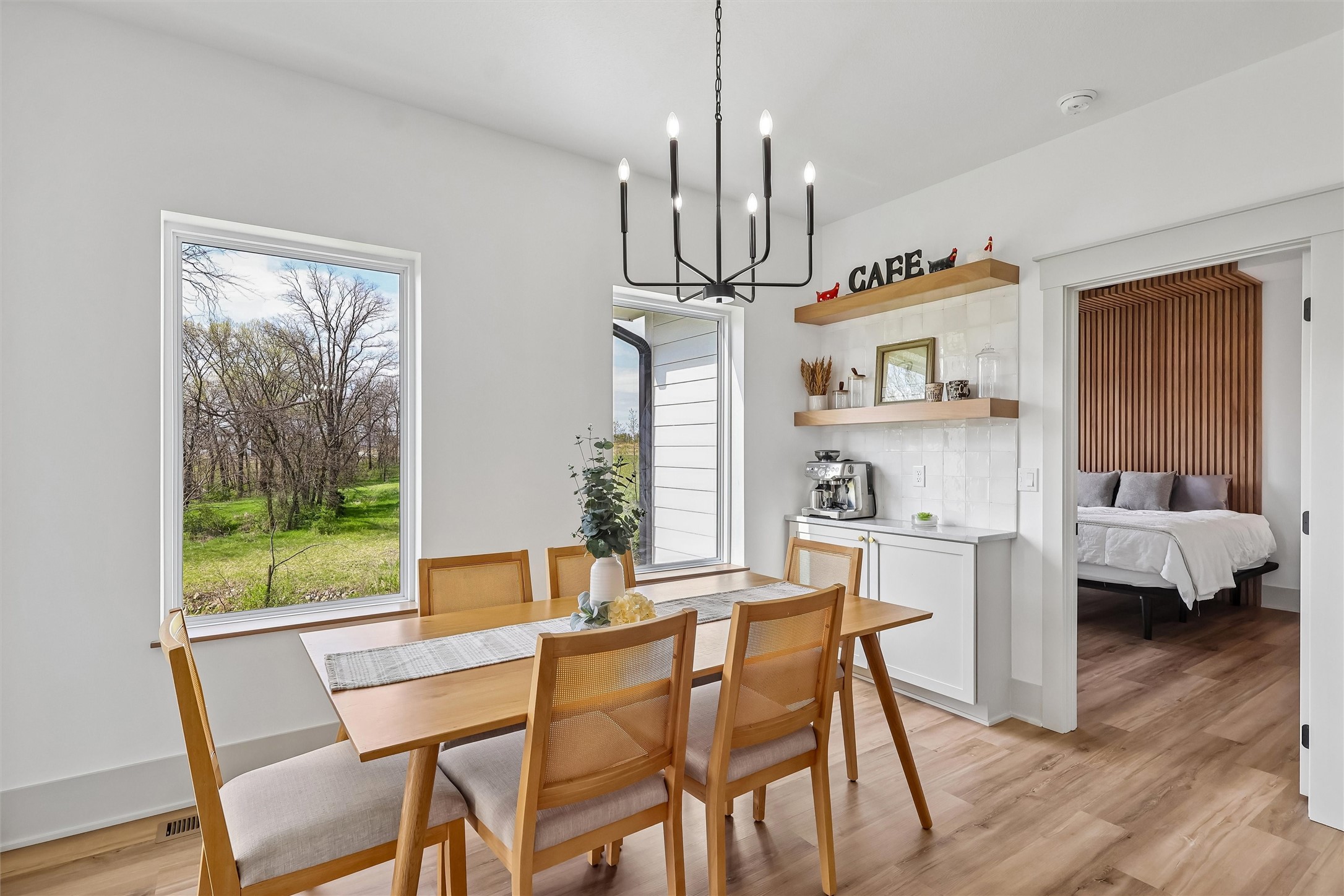 990 Harrington Way Property Photo 14