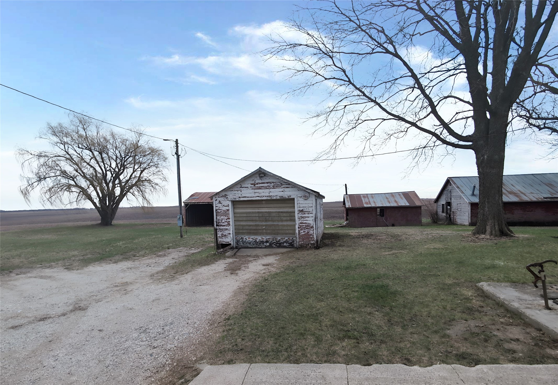 1320 190th Street Property Photo 2