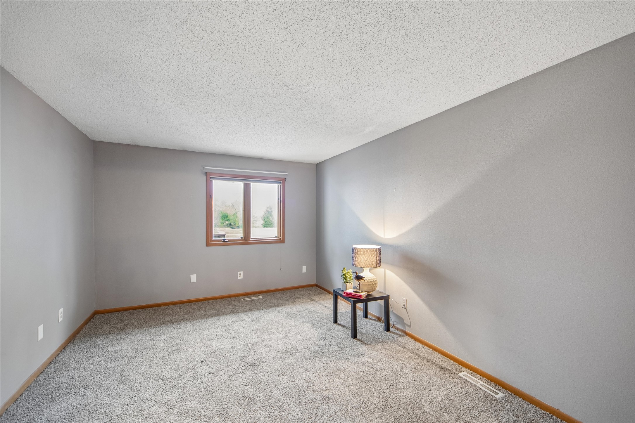 5618 Linden Circle Property Photo 8