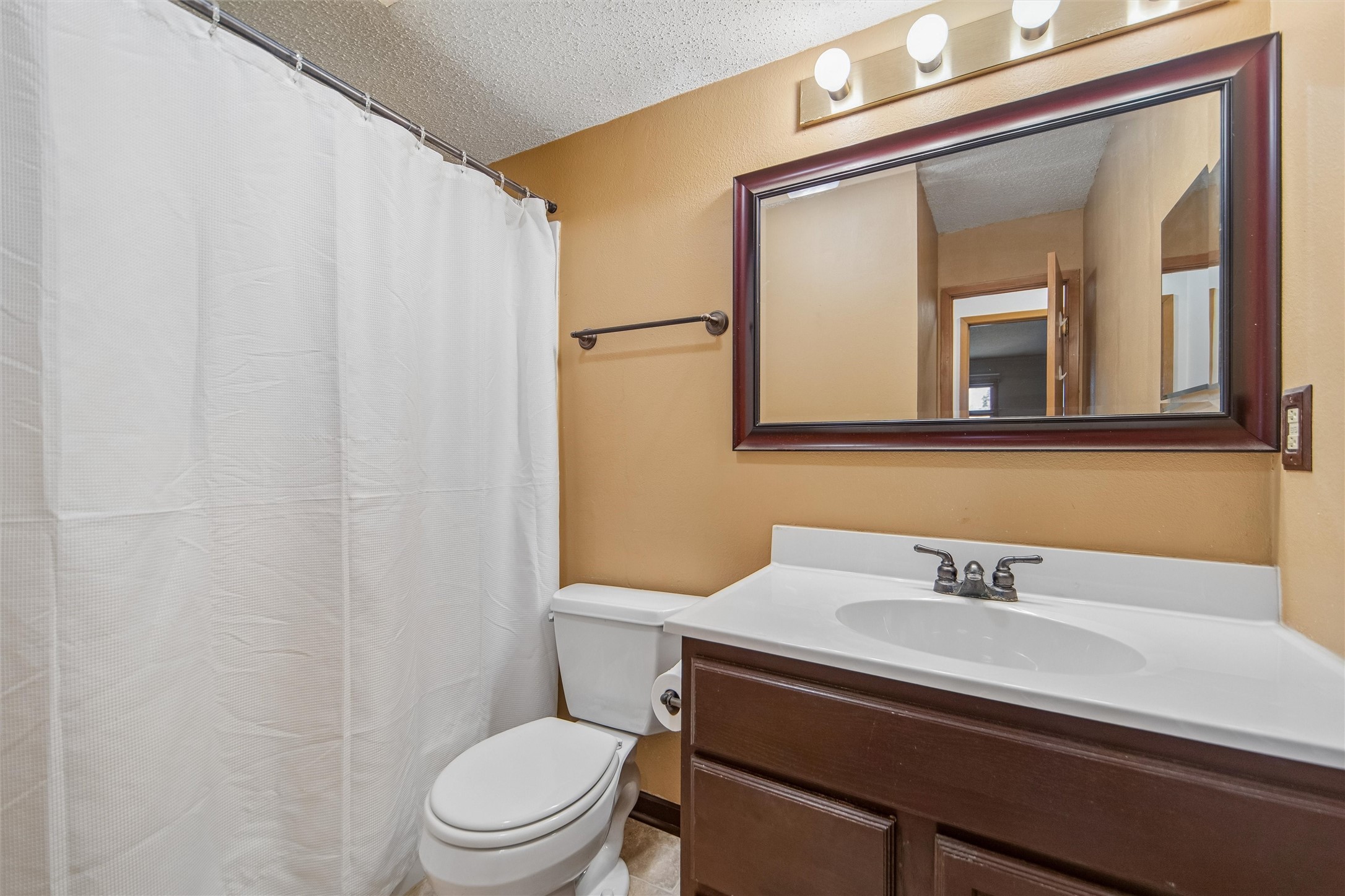 5618 Linden Circle Property Photo 10