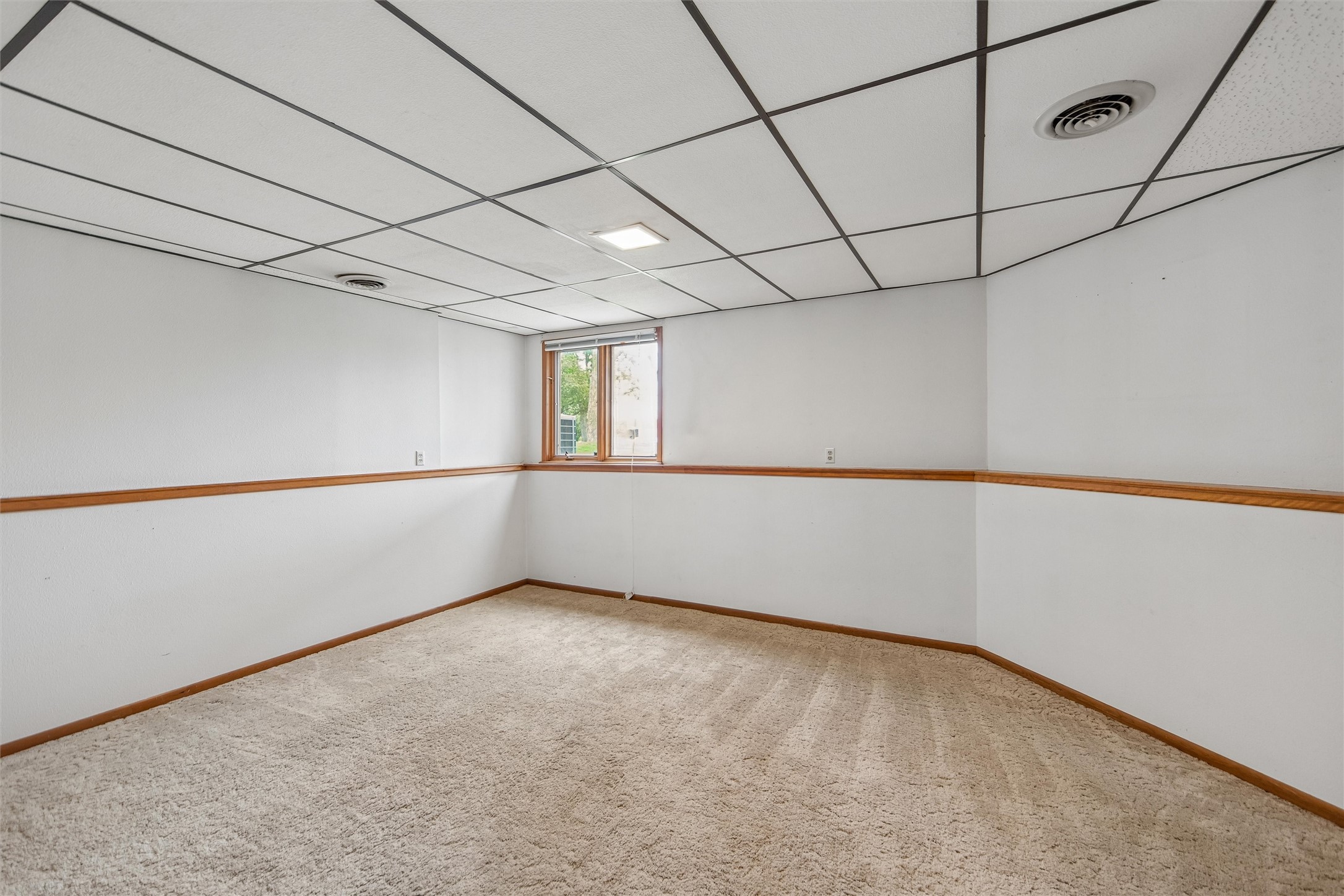 5618 Linden Circle Property Photo 13