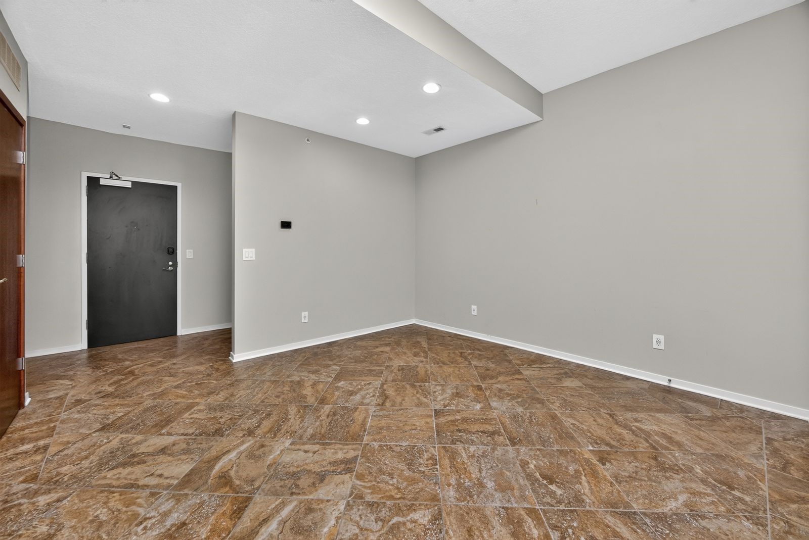 640 S 50th Street 2203 Property Photo 4