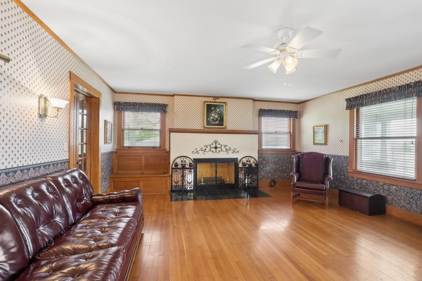 606 East Street Property Photo 16