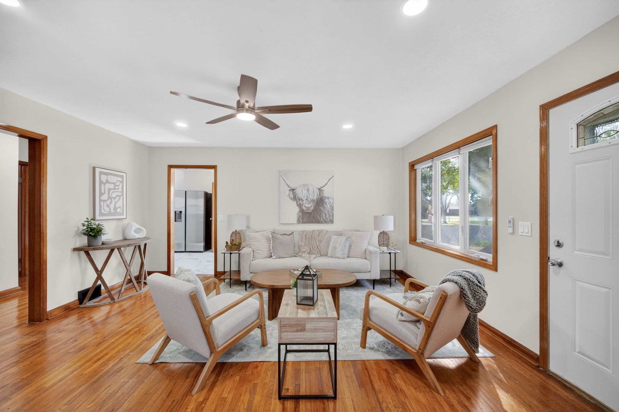 1902 State Street Property Photo 6